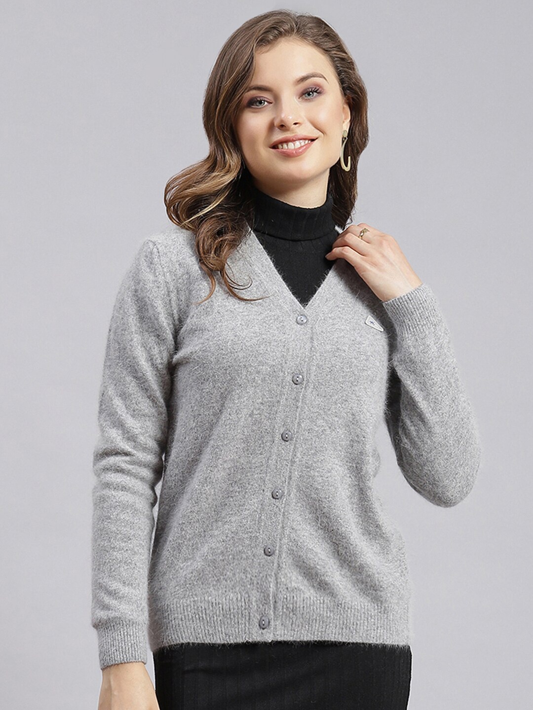 

Monte Carlo Woollen V-Neck Cardigan, Grey