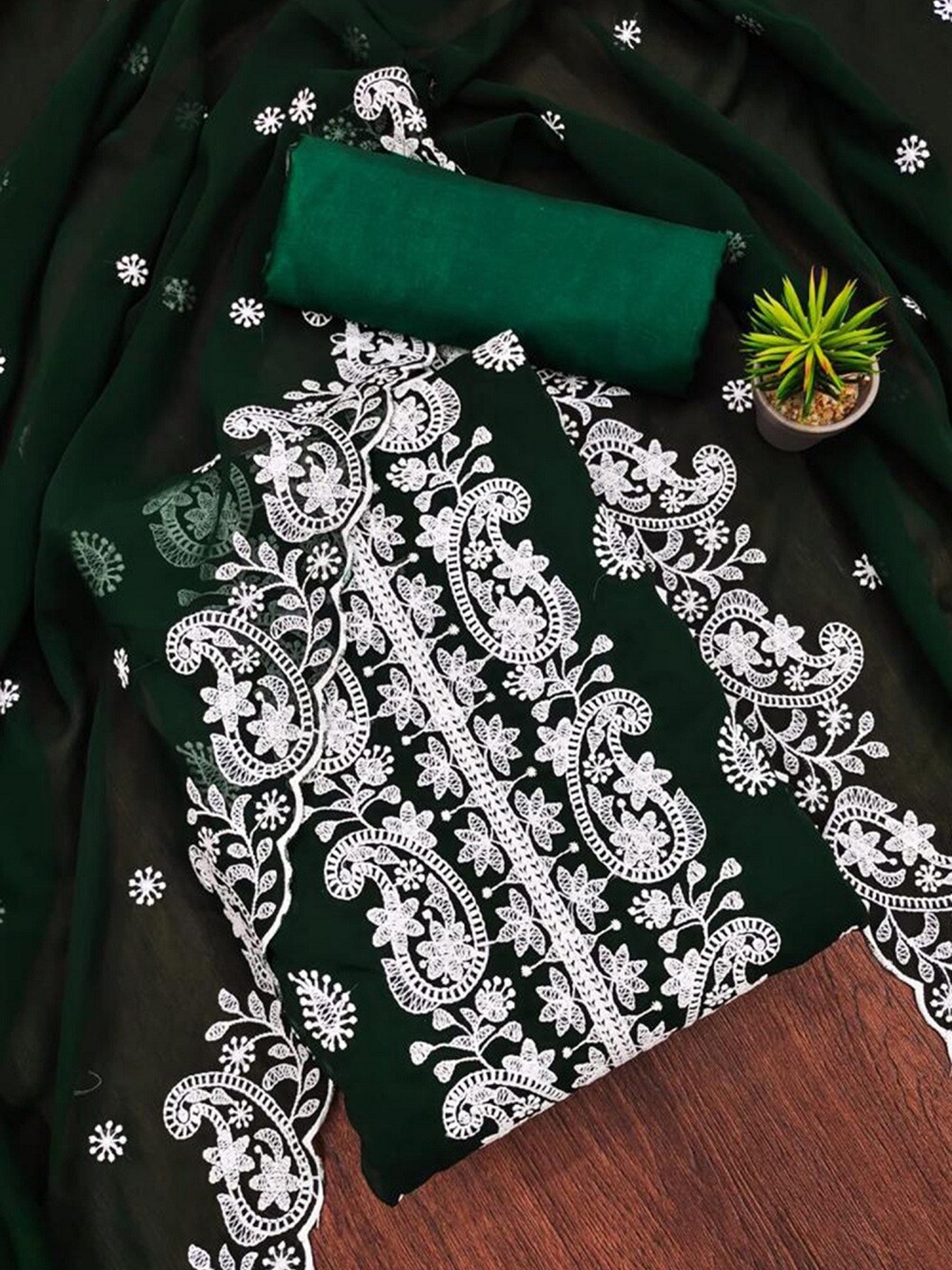 

APNISHA Paisly Embroidered Unstitched Dress Material, Green