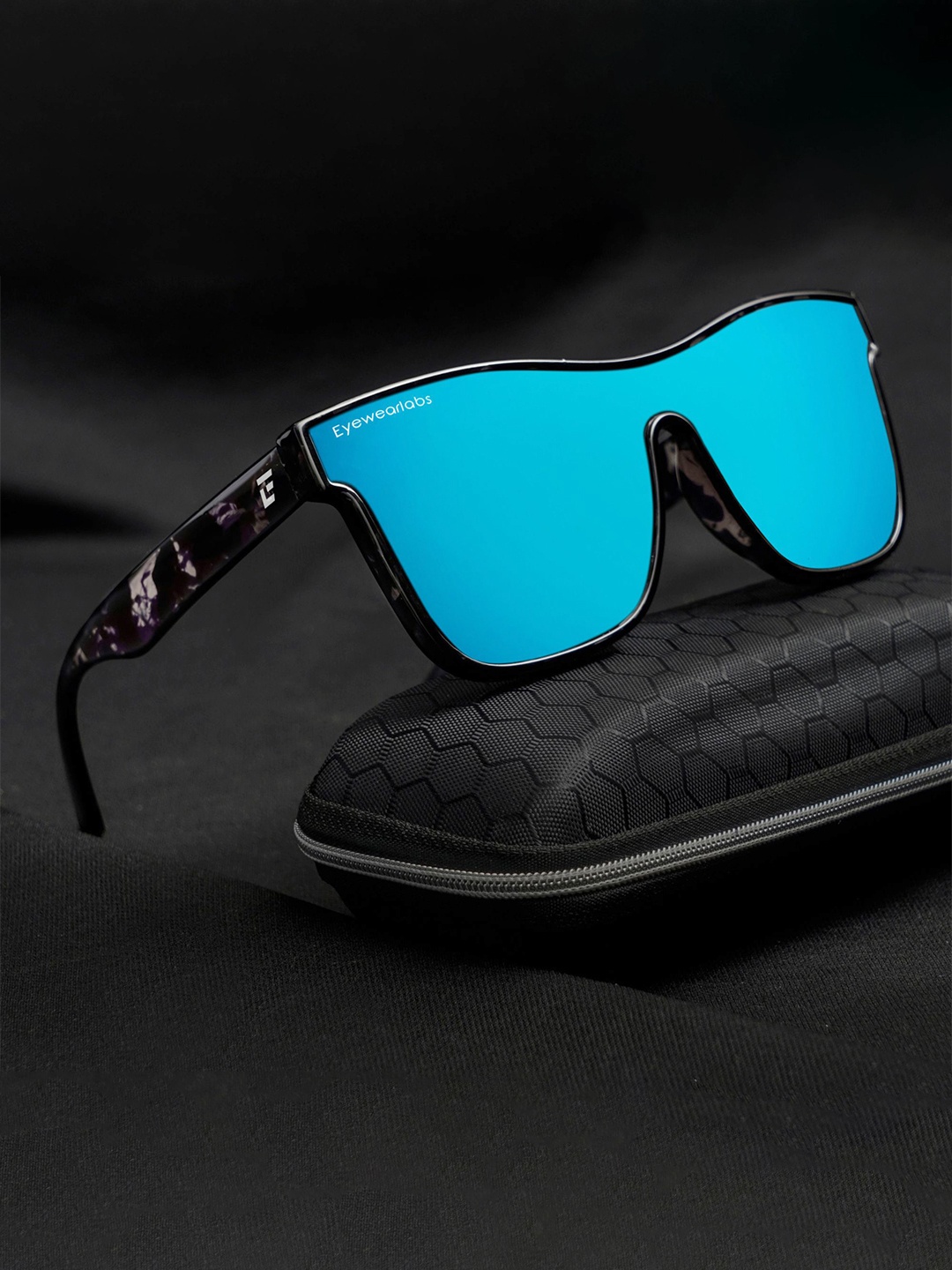 

Eyewearlabs Unisex Sports Sunglasses With Polarised Lens InfernoBlueC3, Blue