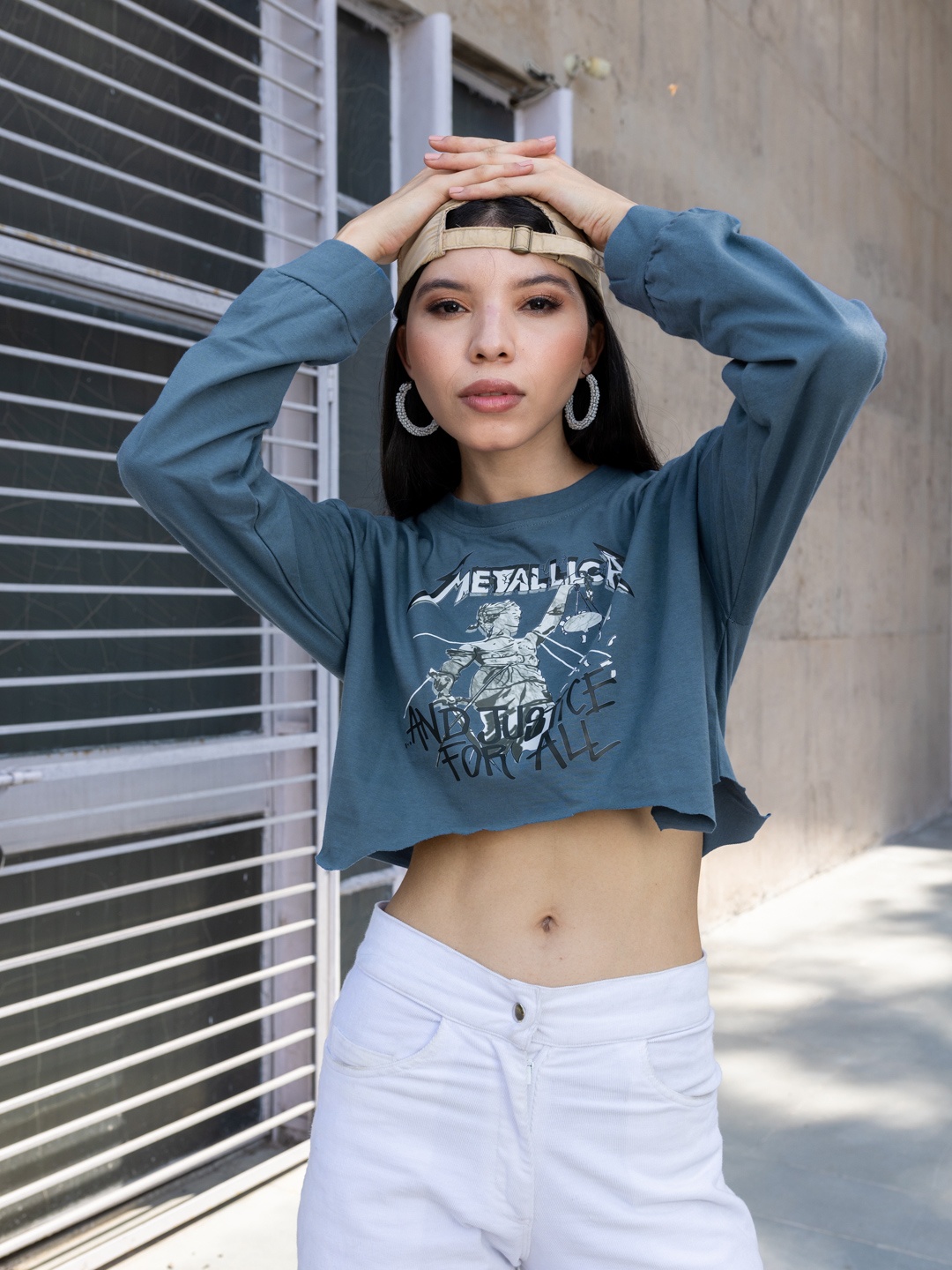 

Stylecast X Hersheinbox Women Blue & White Printed T-shirt