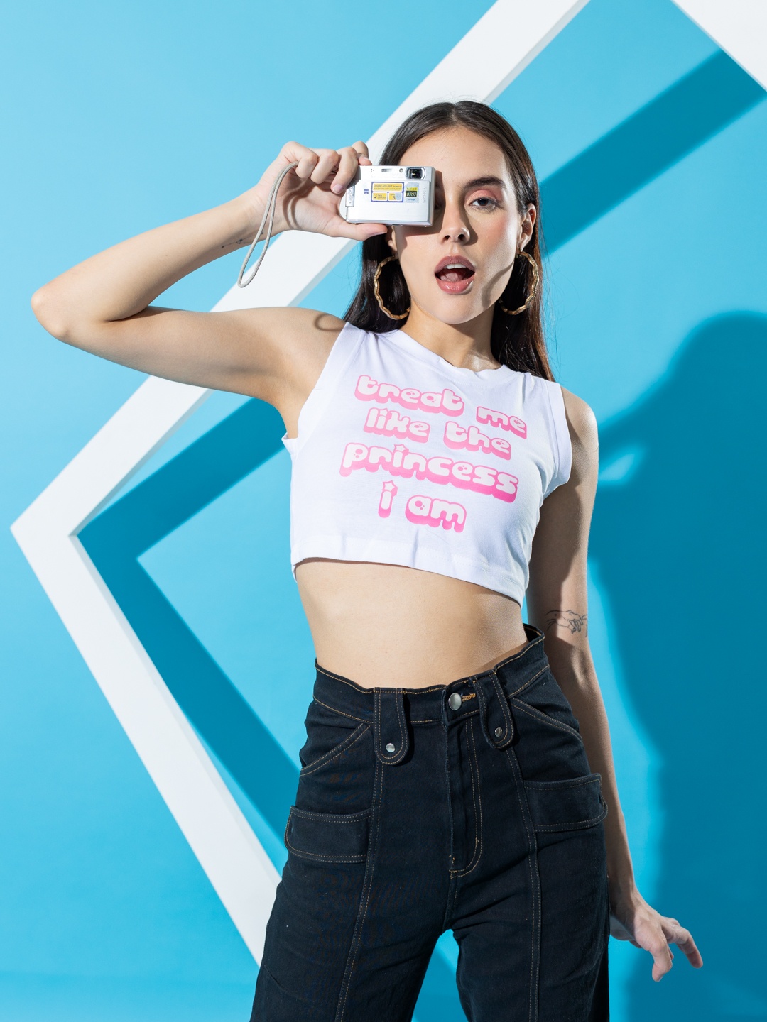 

Stylecast X Hersheinbox Pure Cotton Typography Printed Crop T-shirt, White