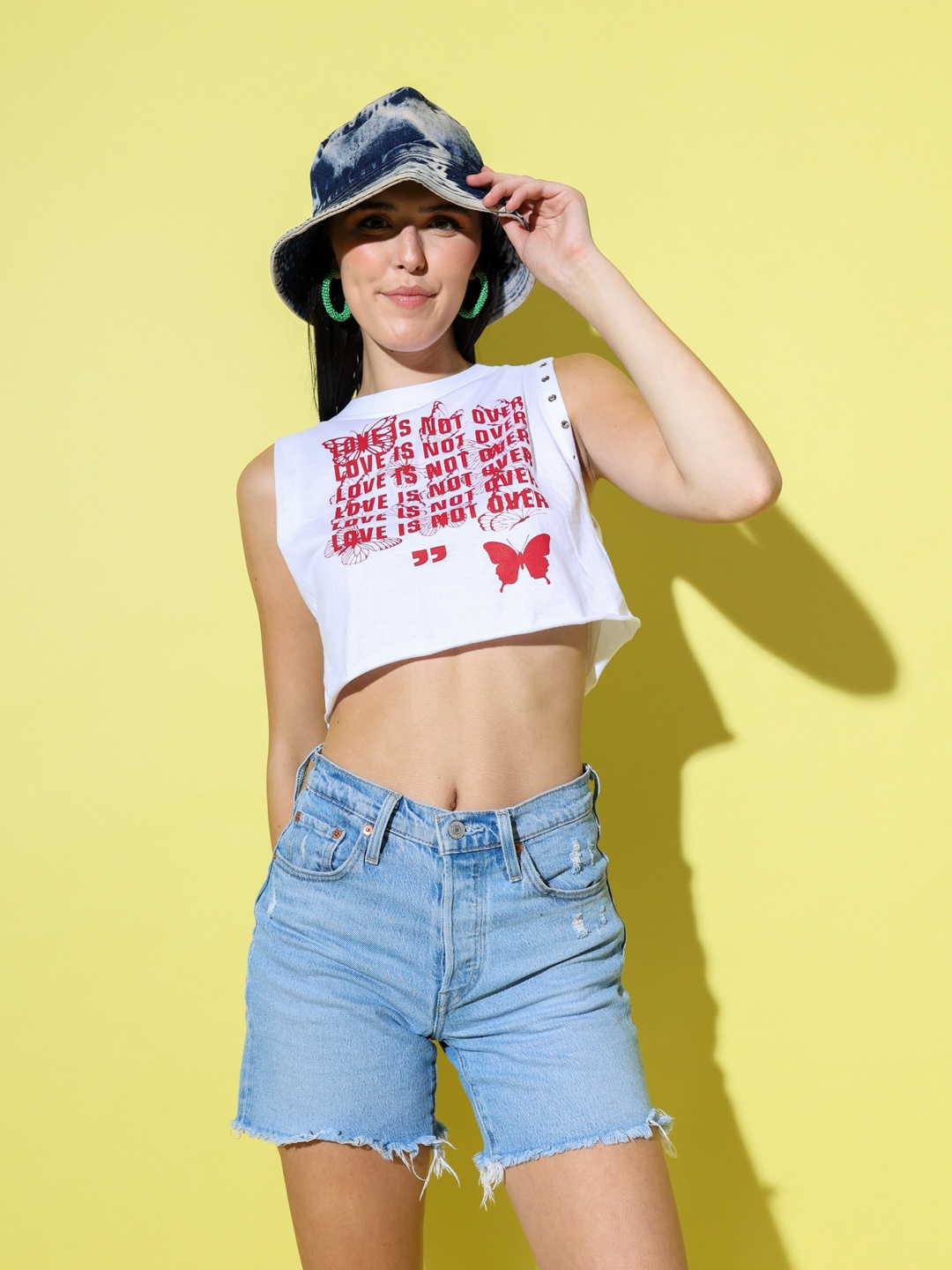 

Stylecast X Hersheinbox Printed Pure Cotton Crop Top, White