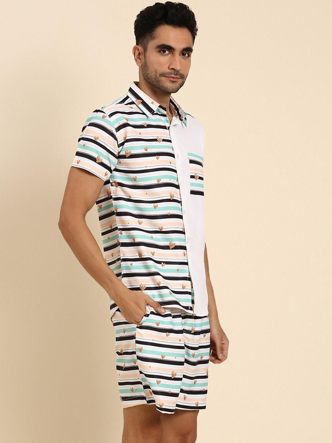 

Joven Conversational Printed Shirt With Shorts, White