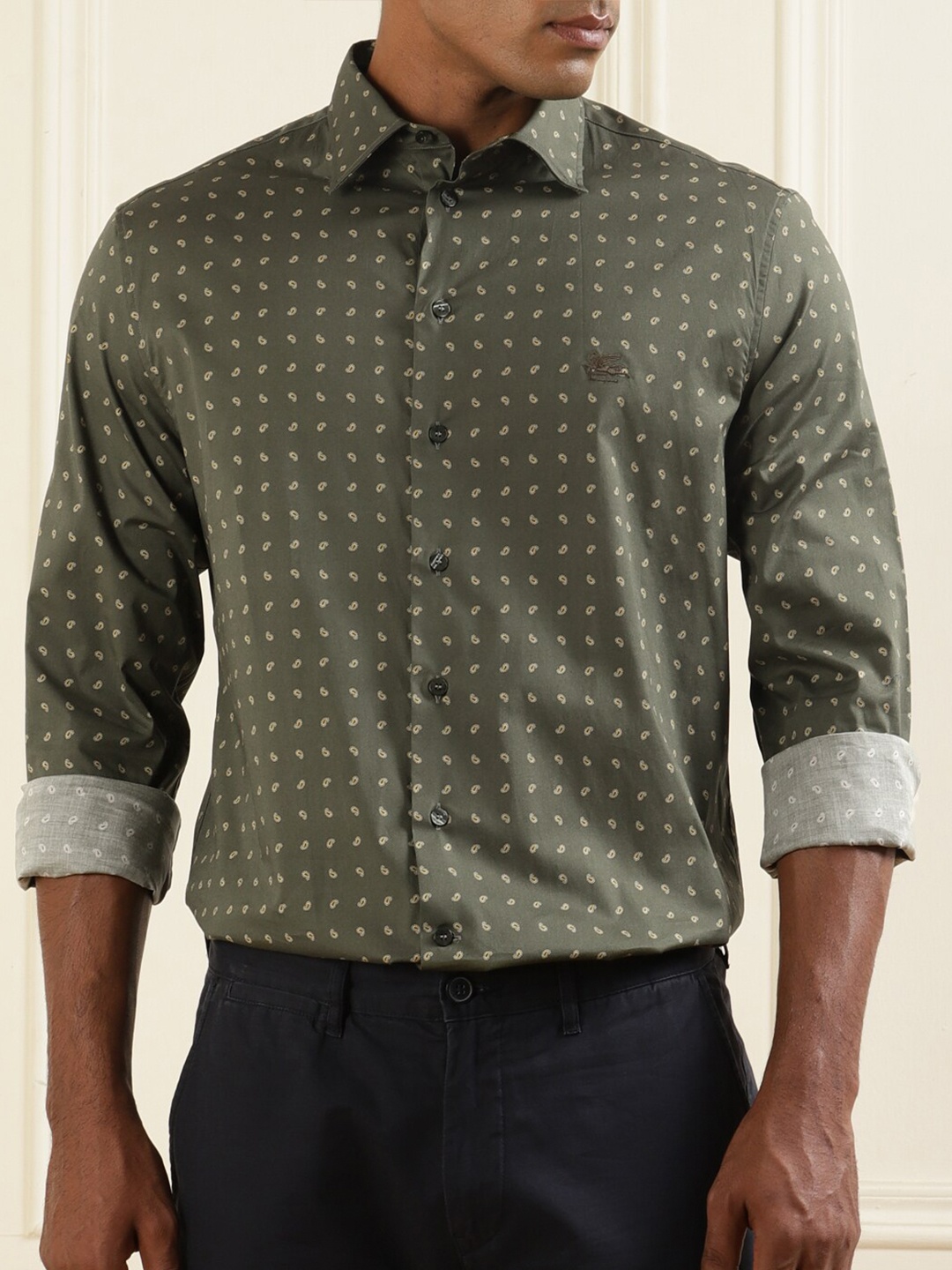 

ETRO Ethnic Motifs Printed Spread Collar Regular Fit Cotton Formal Shirt, Green