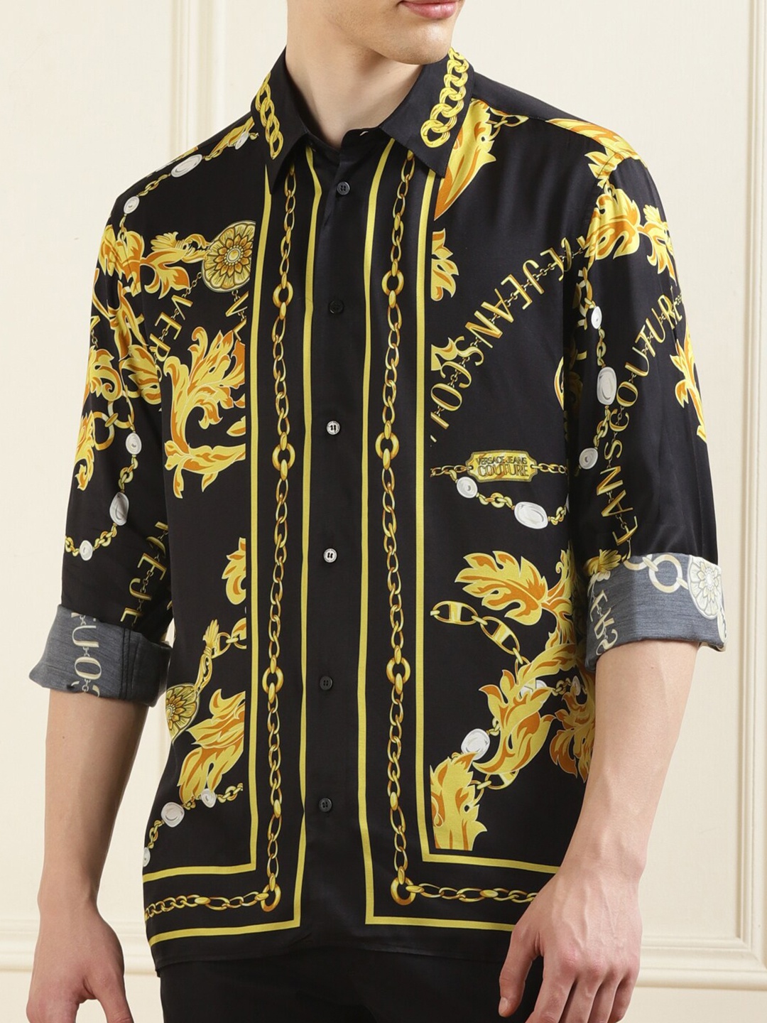 

Versace Jeans Couture Floral Printed Spread Collar Regular Fit Casual Shirt, Black