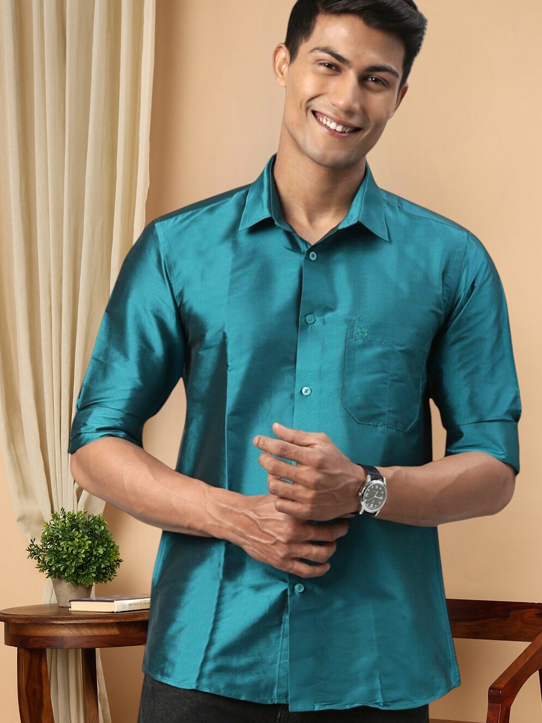 

TATTVA Relaxed Slim Fit Opaque Ethnic Shirt, Green