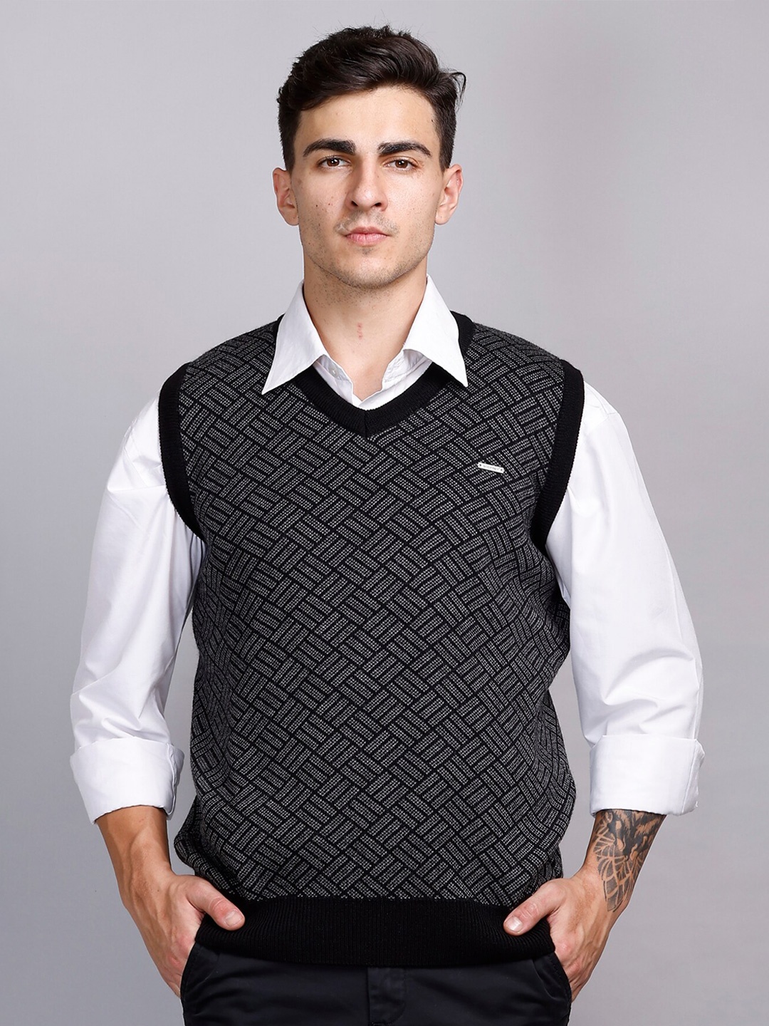

GODFREY Self Design Chevron Acrylic Sweater Vest, Black