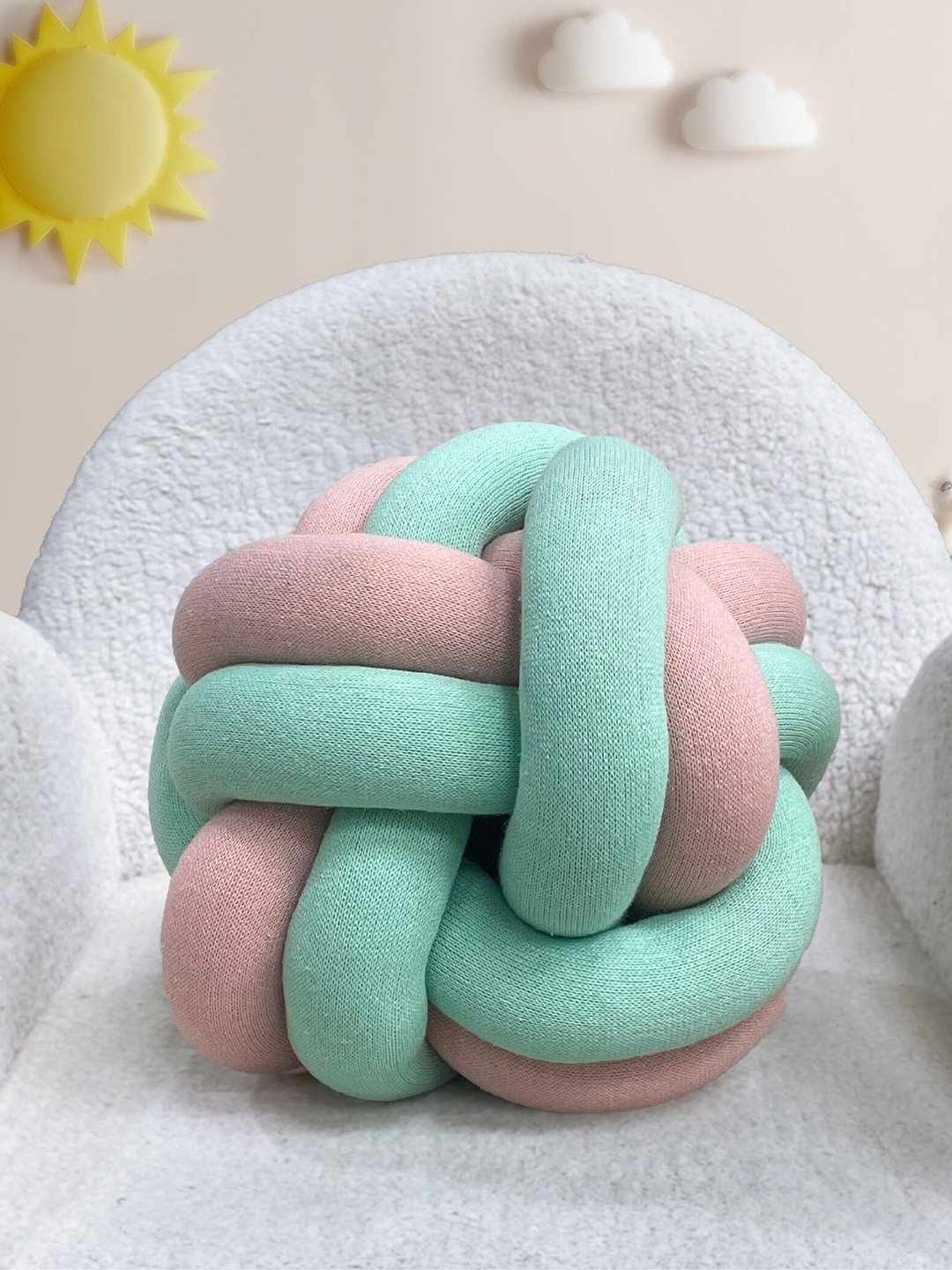 

Smartsters Green & Pink Knotty Throwball Cushions