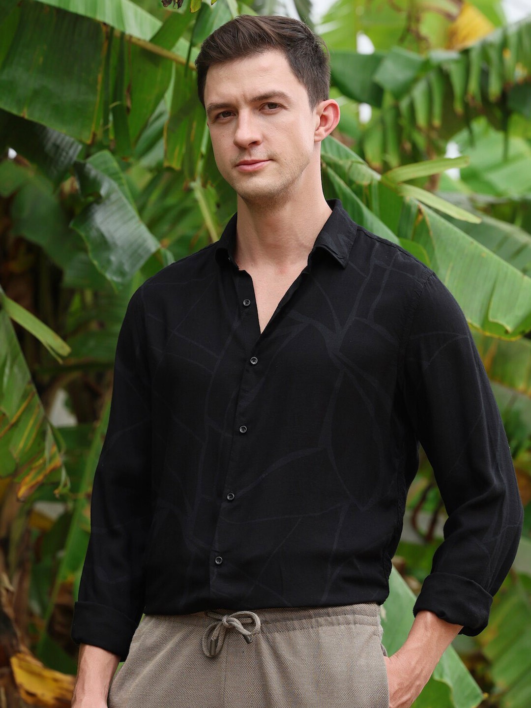 

POE Classic Slim Fit Abstract Printed Casual Shirt, Black