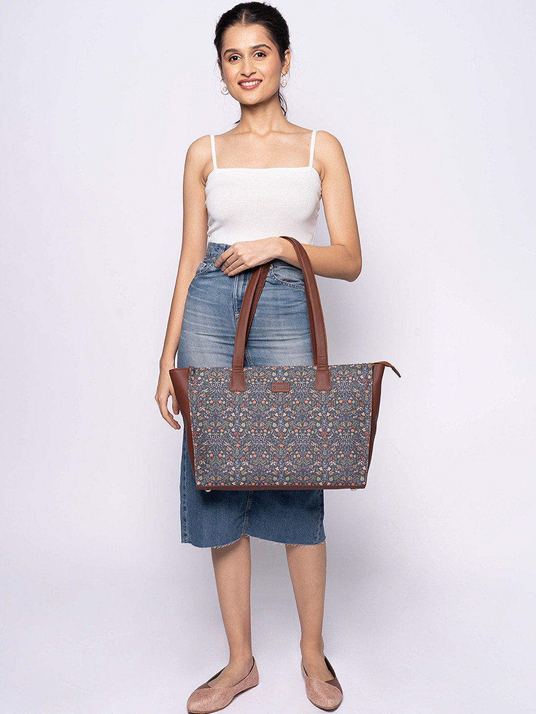 

ZOUK Floral Printed Structured Shoulder Bag, Blue