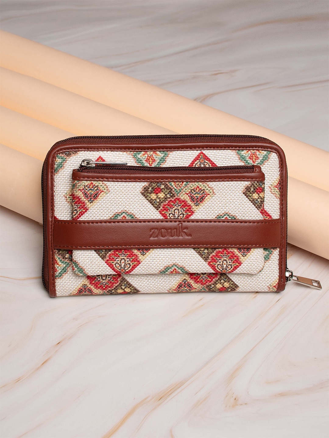 

ZOUK Women Ethnic Motifs Printed Zip Around Wallet, White