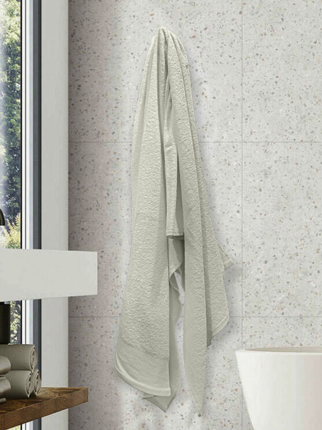 

LABHAM Off White 450 GSM Pure Cotton Anti-Bacterial Bath Towel