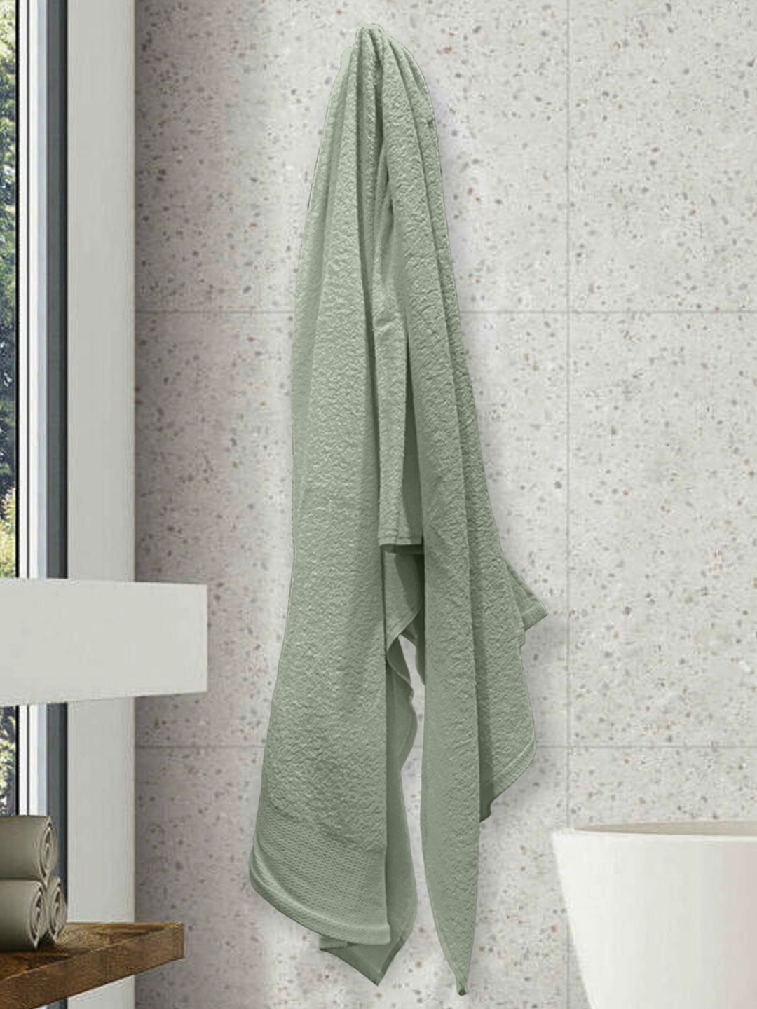 

LABHAM Green 450 GSM Pure Cotton Anti-Bacterial Bath Towel