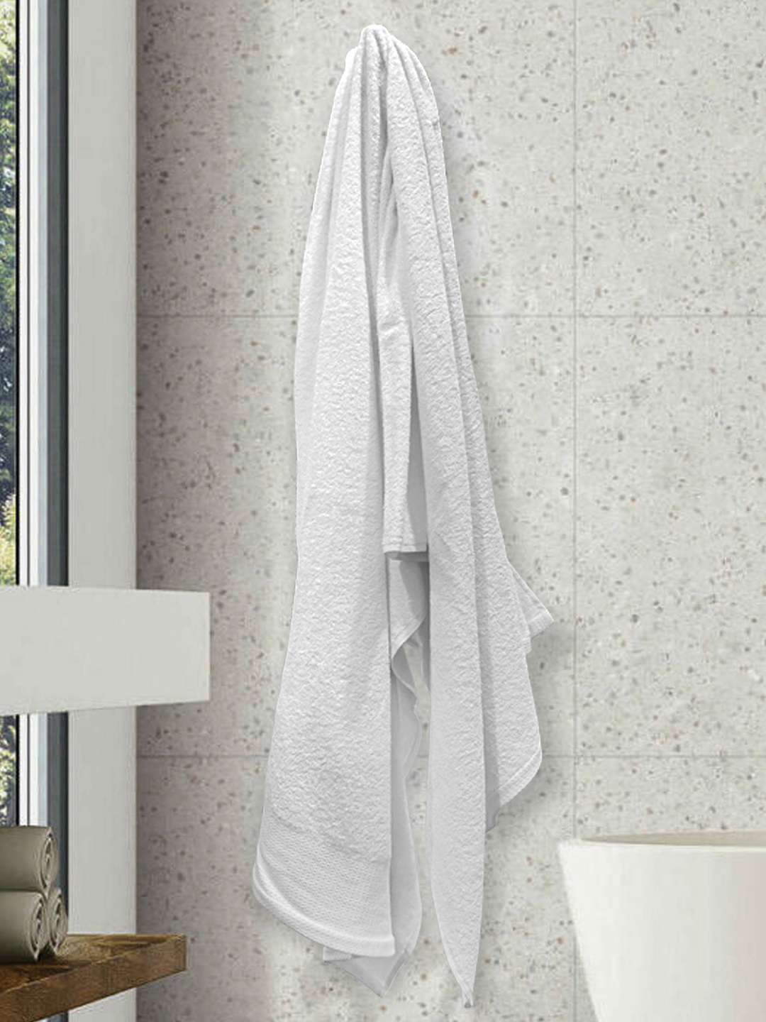 

LABHAM White 450 GSM Pure Cotton Anti-Bacterial Bath Towel
