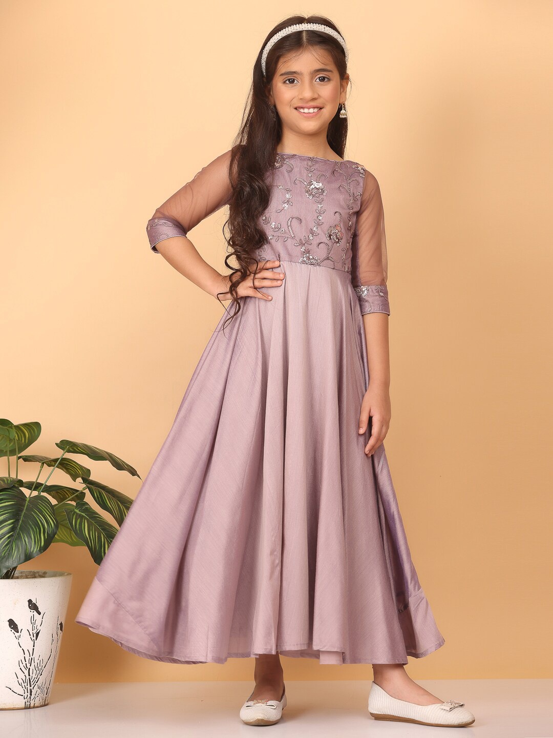 

Ethnovog Embellished Sequinned Detailed Boat Neck Fit & Flare Maxi Dress, Mauve