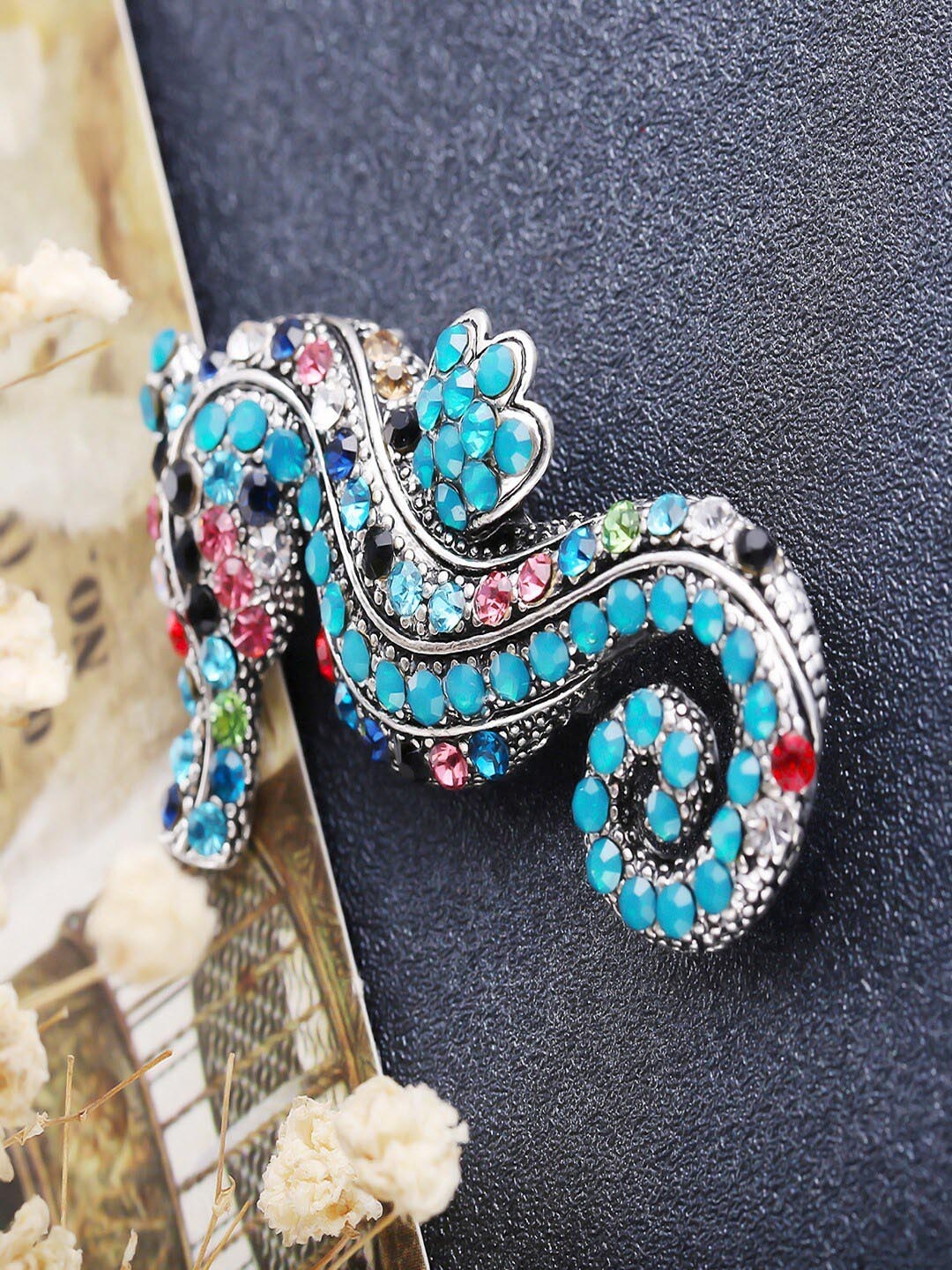 

UNIVERSITY TRENDZ Silver-Plated Crystal Studded Seahorse Brooch, Blue