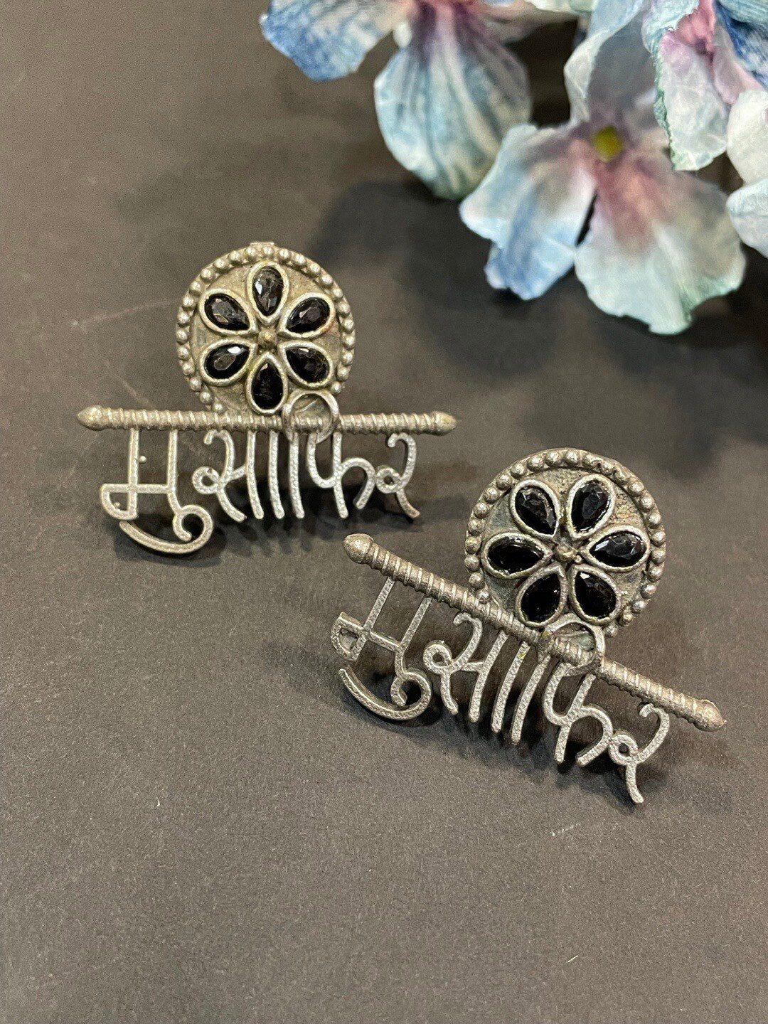 

Digital Dress Room Silver-Plated Classic Drop Earrings