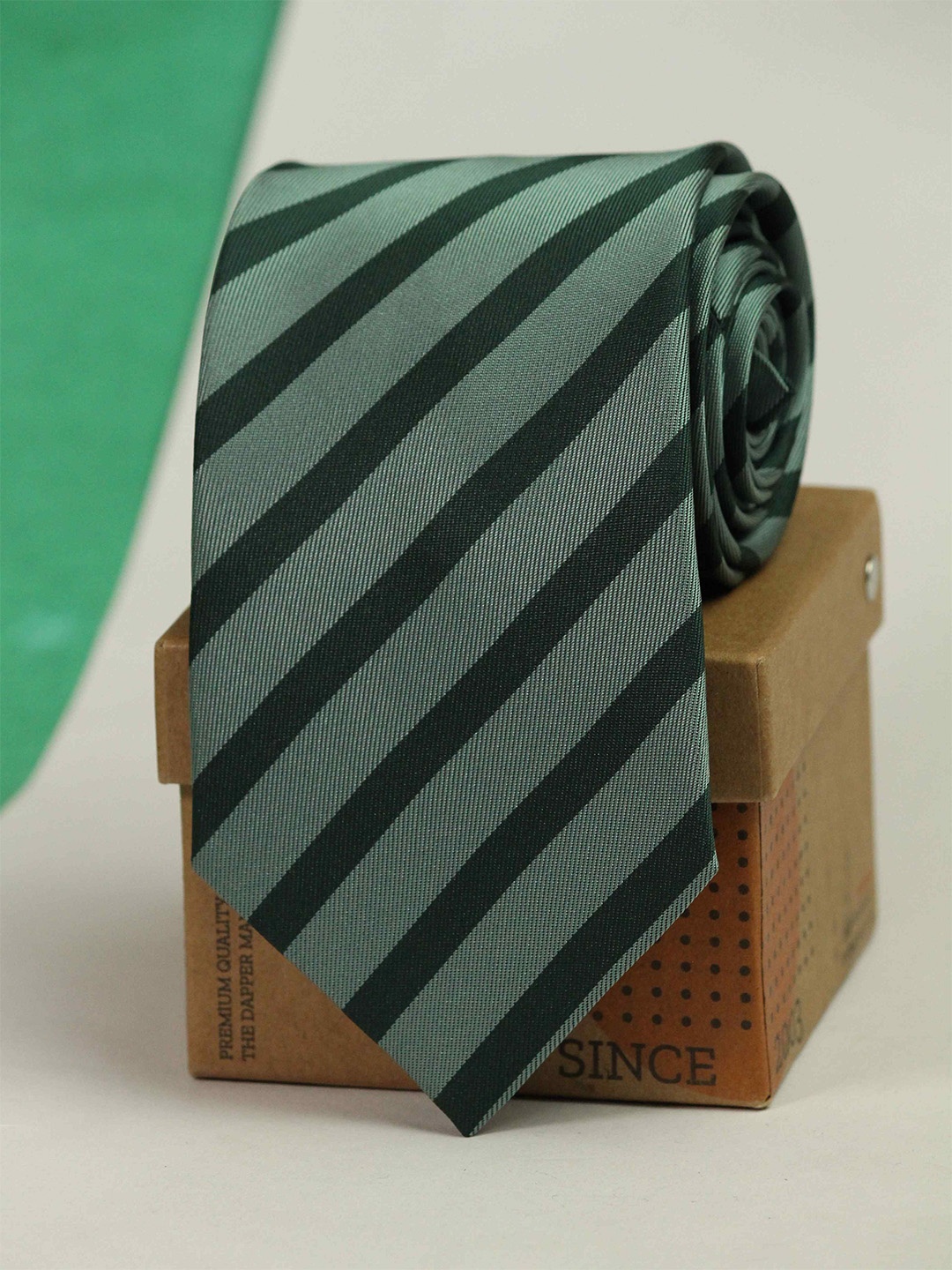 

Tossido Men Striped Broad Tie, Green