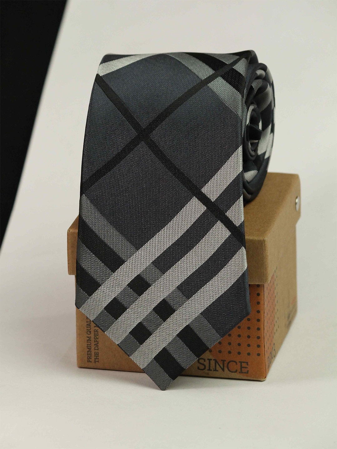 

Tossido Men Striped Broad Tie, Grey