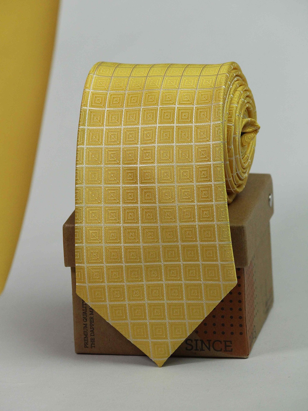 

Tossido Checked Broad Tie, Yellow