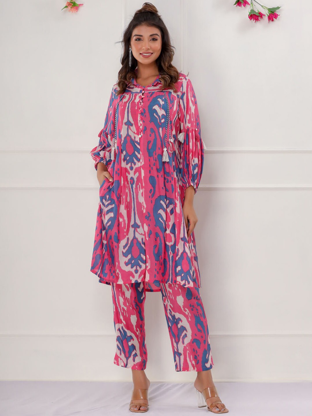 

Meena Bazaar Floral Printed Pure Cotton Shirt Collar A-Line Kurta With Trousers, Pink