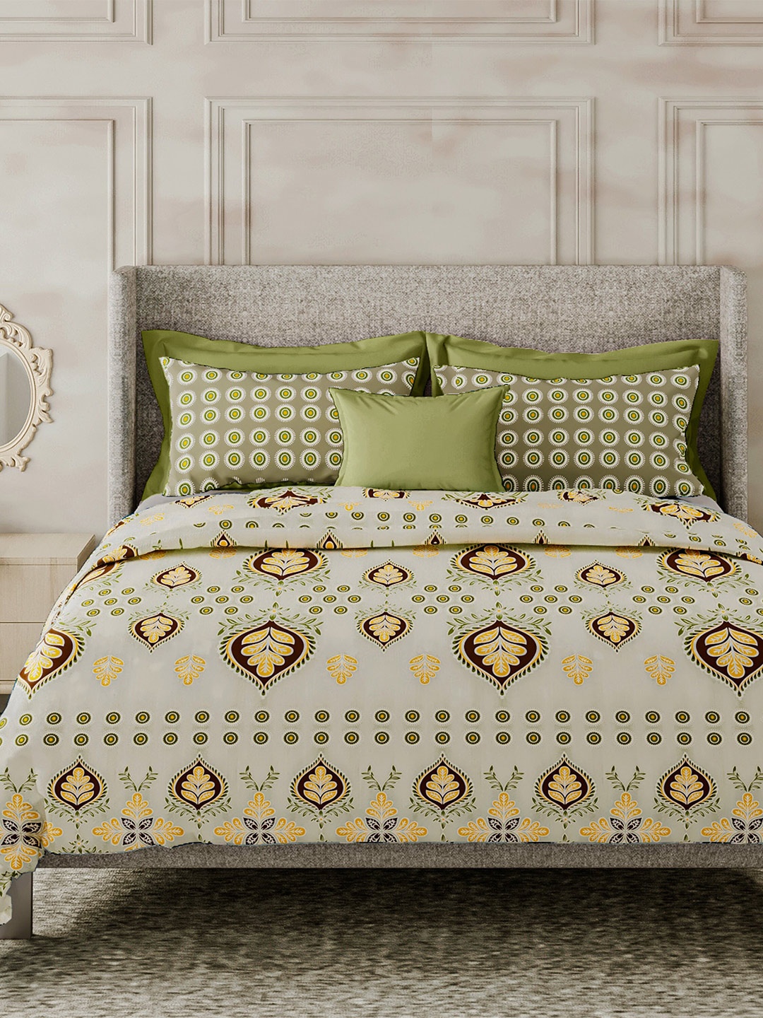 

LABHAM Olive Green & Green Ethnic Motifs Cotton 180 TC King Bedsheet With 2 Pillow Covers