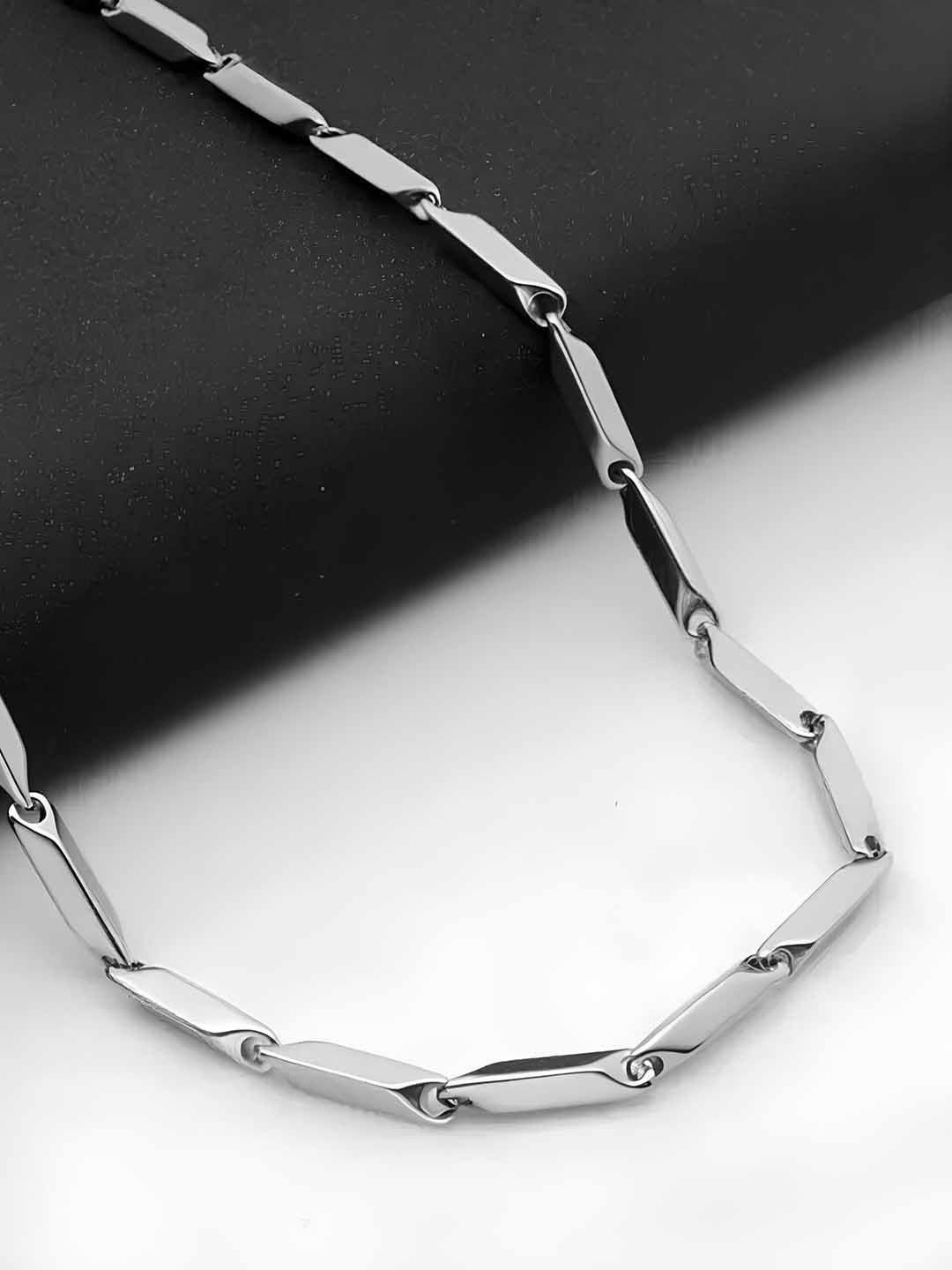 

KARISHMA KREATIONS Silver Toned Silver Plated Chain