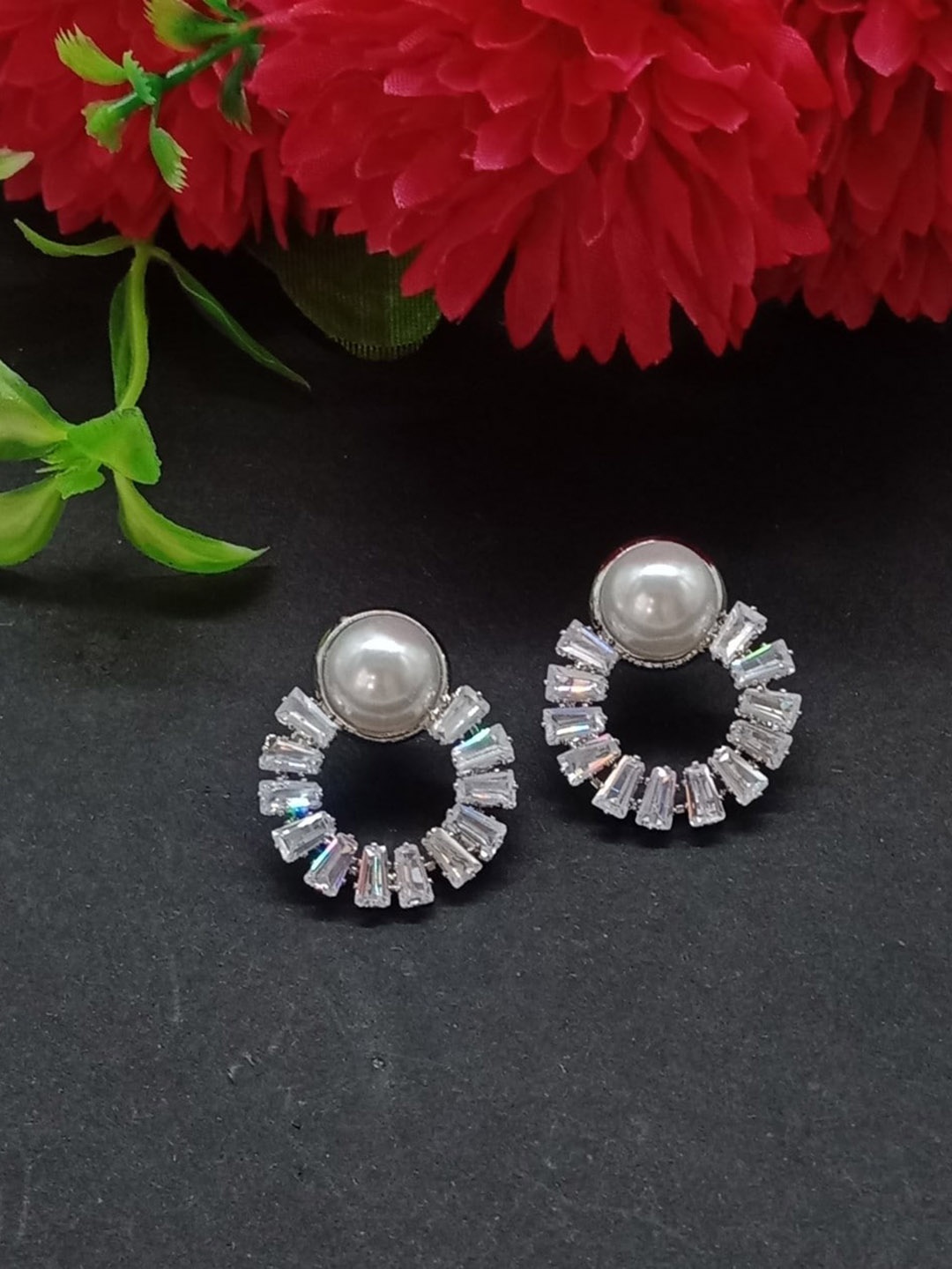

AASHISH IMITATION Silver-Plated American Diamond Contemporary Studs, White