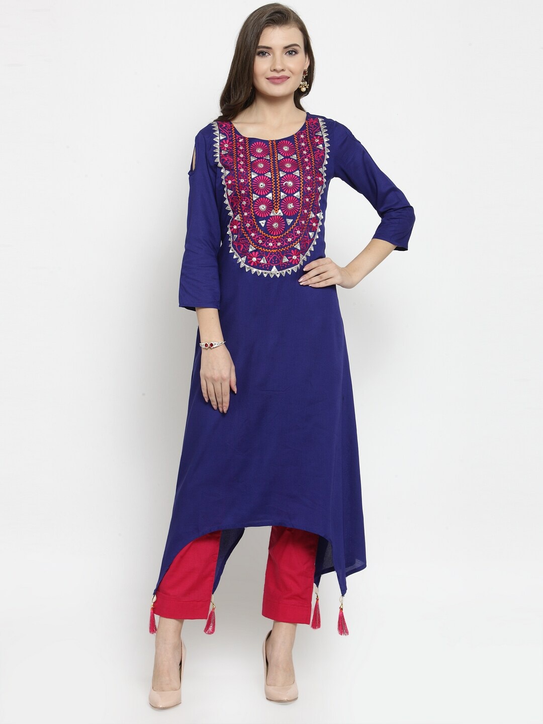 

Geroo Jaipur Ethnic Motif Embroidered A-Line Kurta, Blue