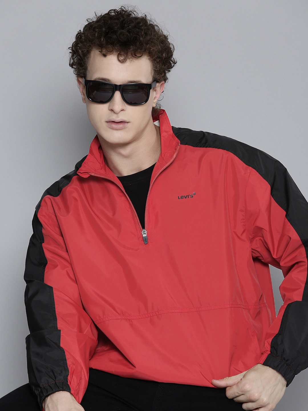 

Levis Men Solid Tailored Jacket, Red