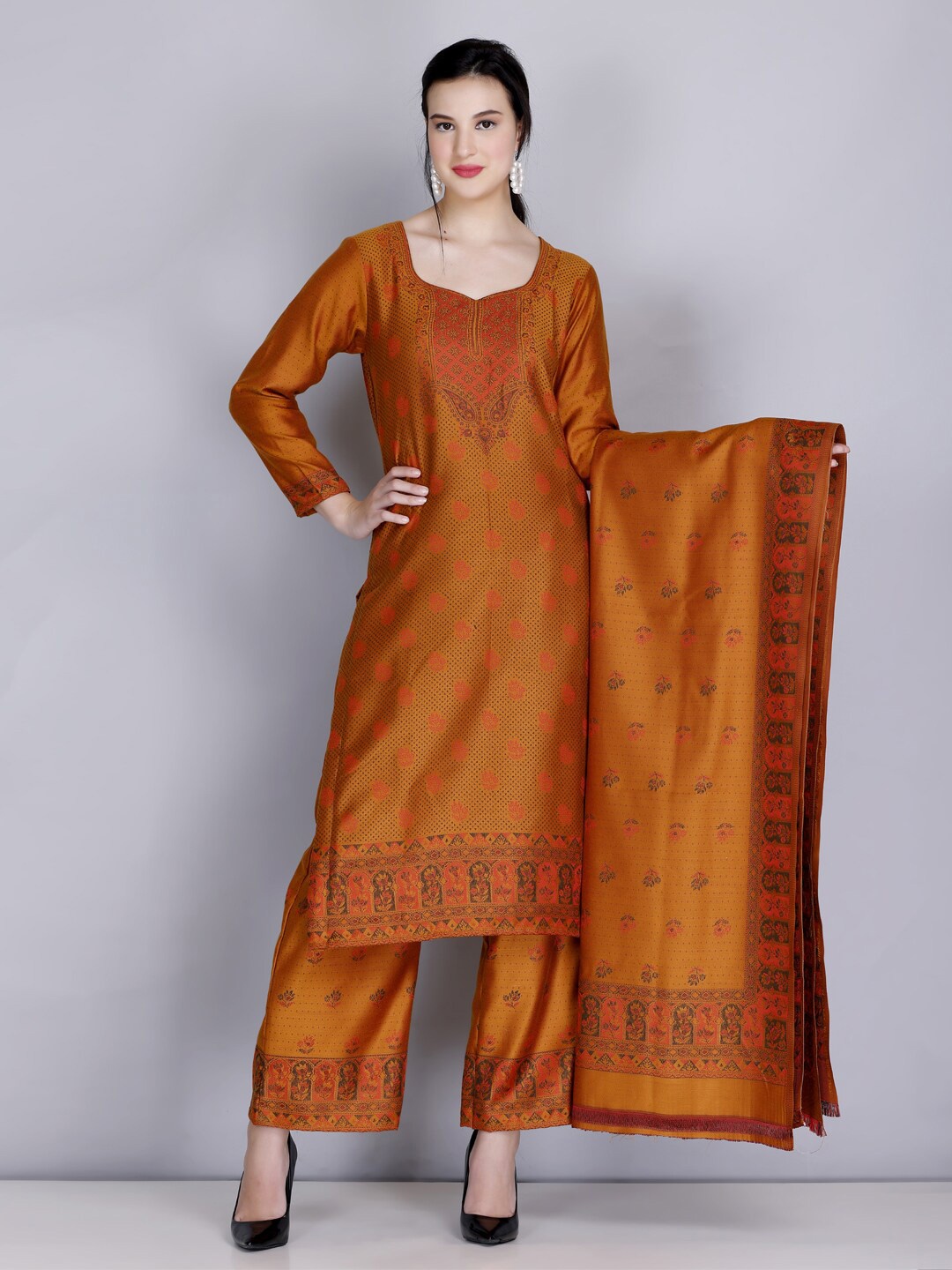 

KIDAR Floral Woven Design Unstitched Dress Material, Gold
