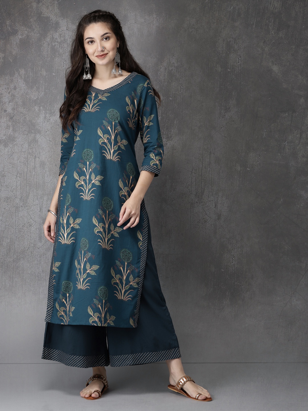 

Anouk Women Navy Printed Kurta with Churidar, Navy blue