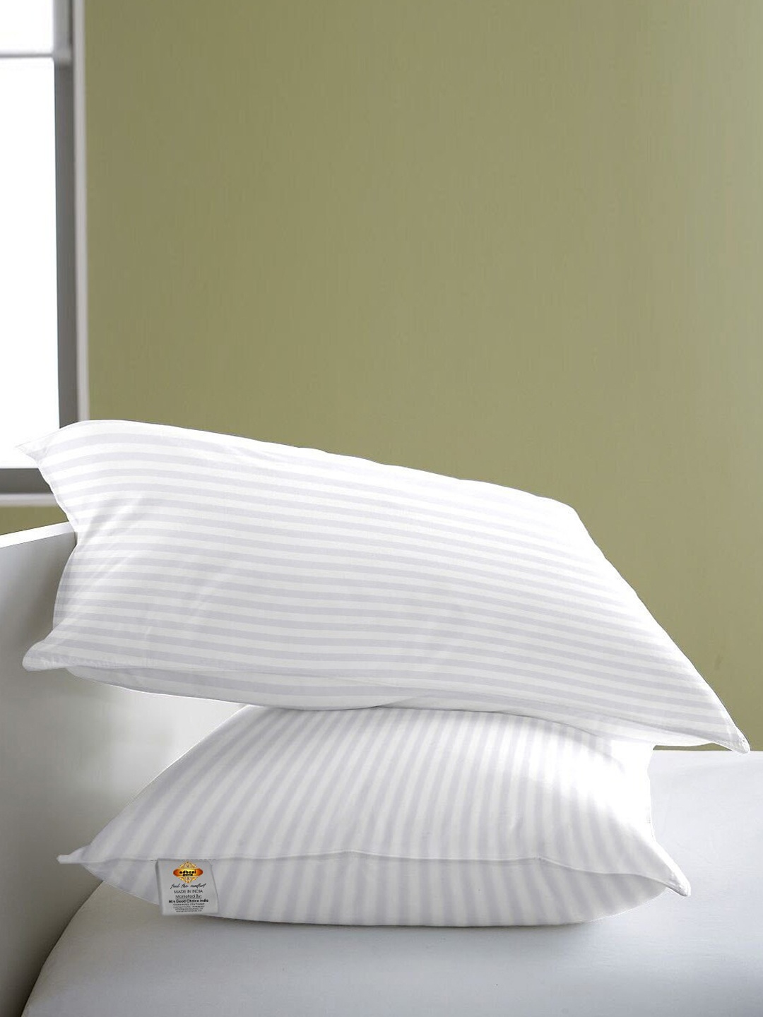 

Adbeni 2-Pcs White Striped Cotton Sleep Pillows