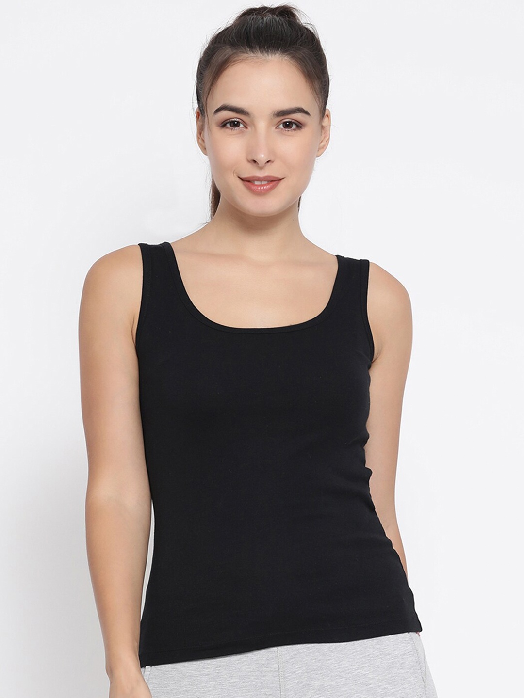 

Macrowoman W-Series Round Neck Cotton Tank Top, Black