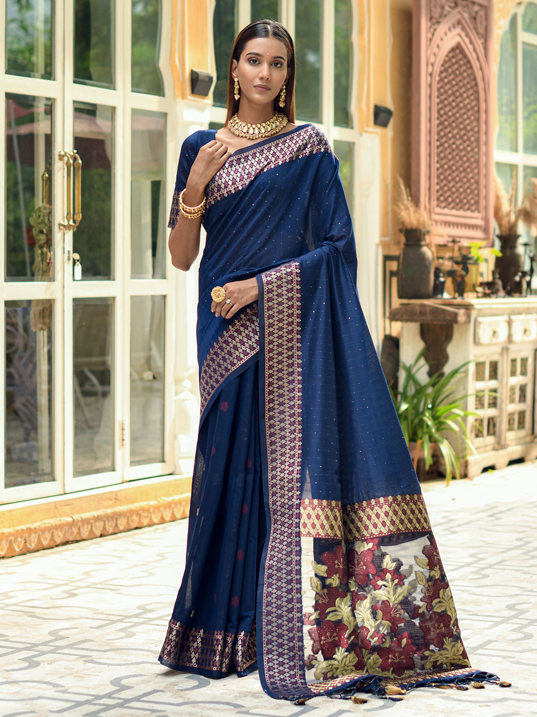 

VISHNU WEAVES Embellished Zari Silk Cotton Saree, Blue