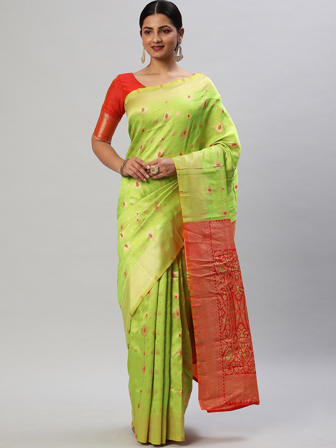 

Mitera Ethnic Motifs Woven Design Zari Kanjeevaram Saree, Lime green