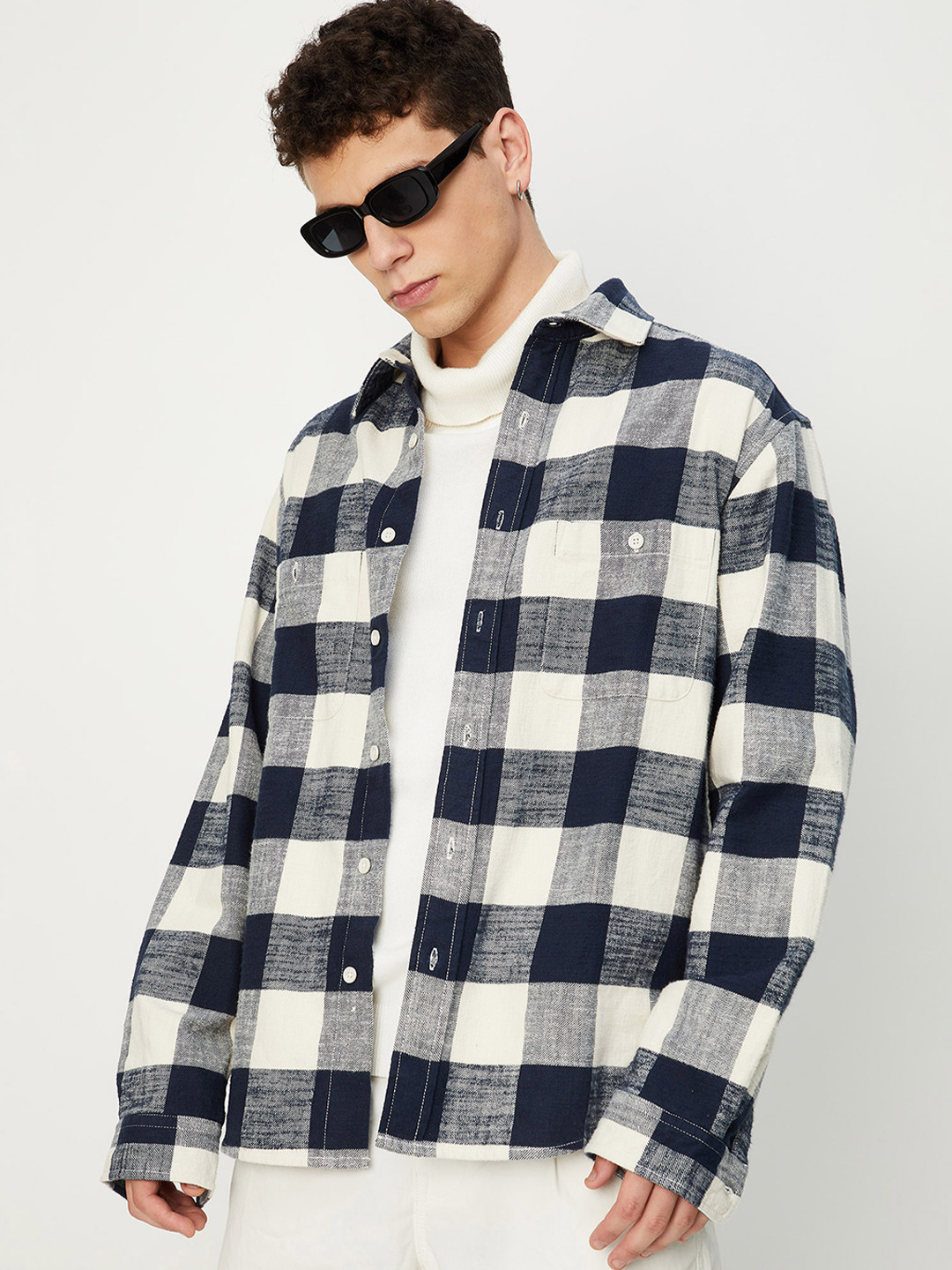 

max Buffalo Checked Spread Collar Pure Cotton Casual Shirt, Navy blue