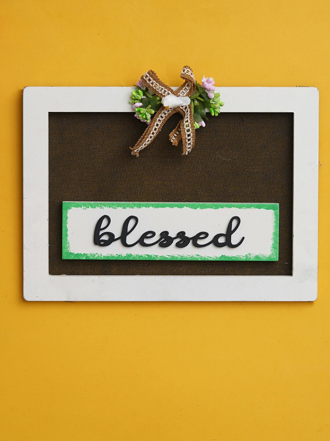 

eCraftIndia White & Brown Textured Wooded Wall Hanging