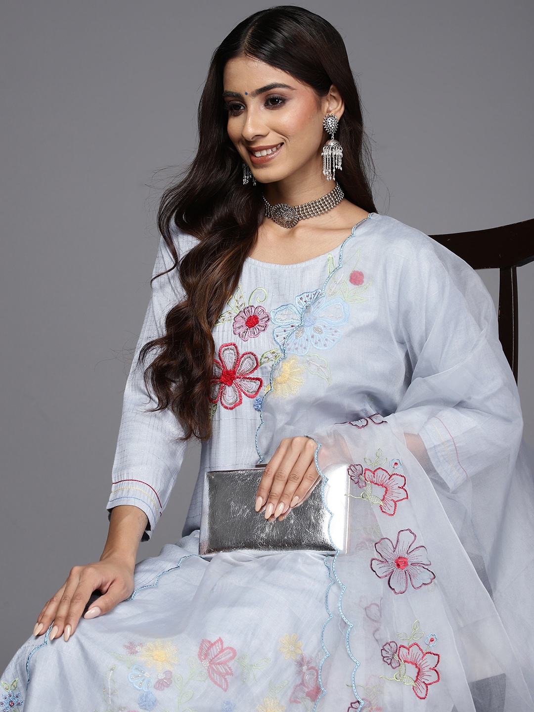 

Indo Era Women Floral Embroidered Regular Thread Work Kurta with Trousers & With Dupatta, Turquoise blue