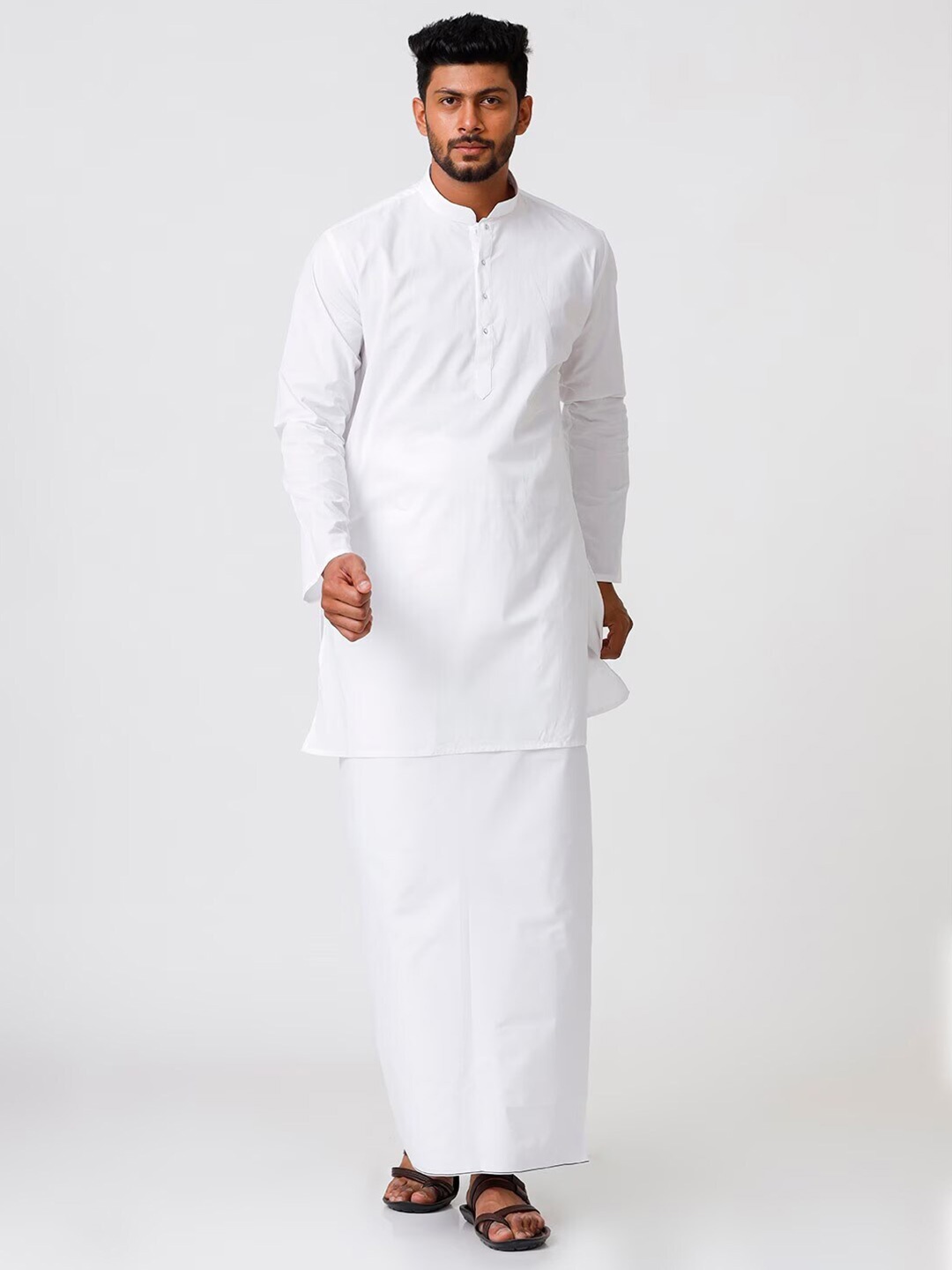 

Ramraj Mandarin Collar Long Sleeves Pure Cotton Kurta With Veshti, White