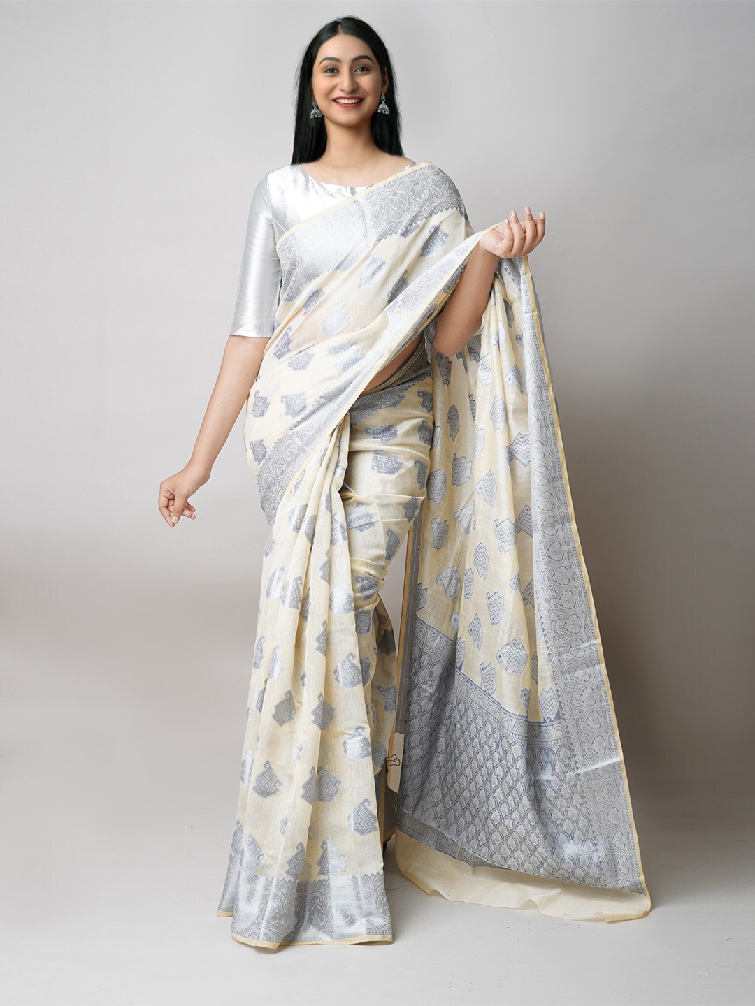 

Unnati Silks Ethnic Motifs Woven Design Zari Banarasi Saree, Cream