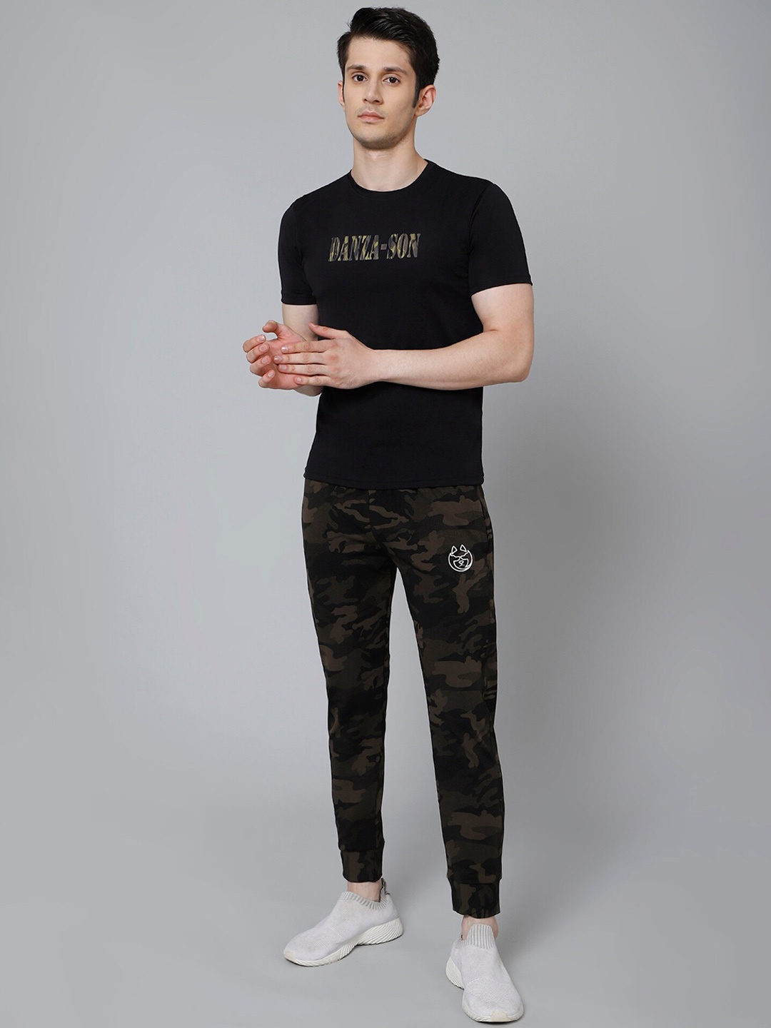 

DANZA-SON Camouflaged Printed Tracksuits, Black