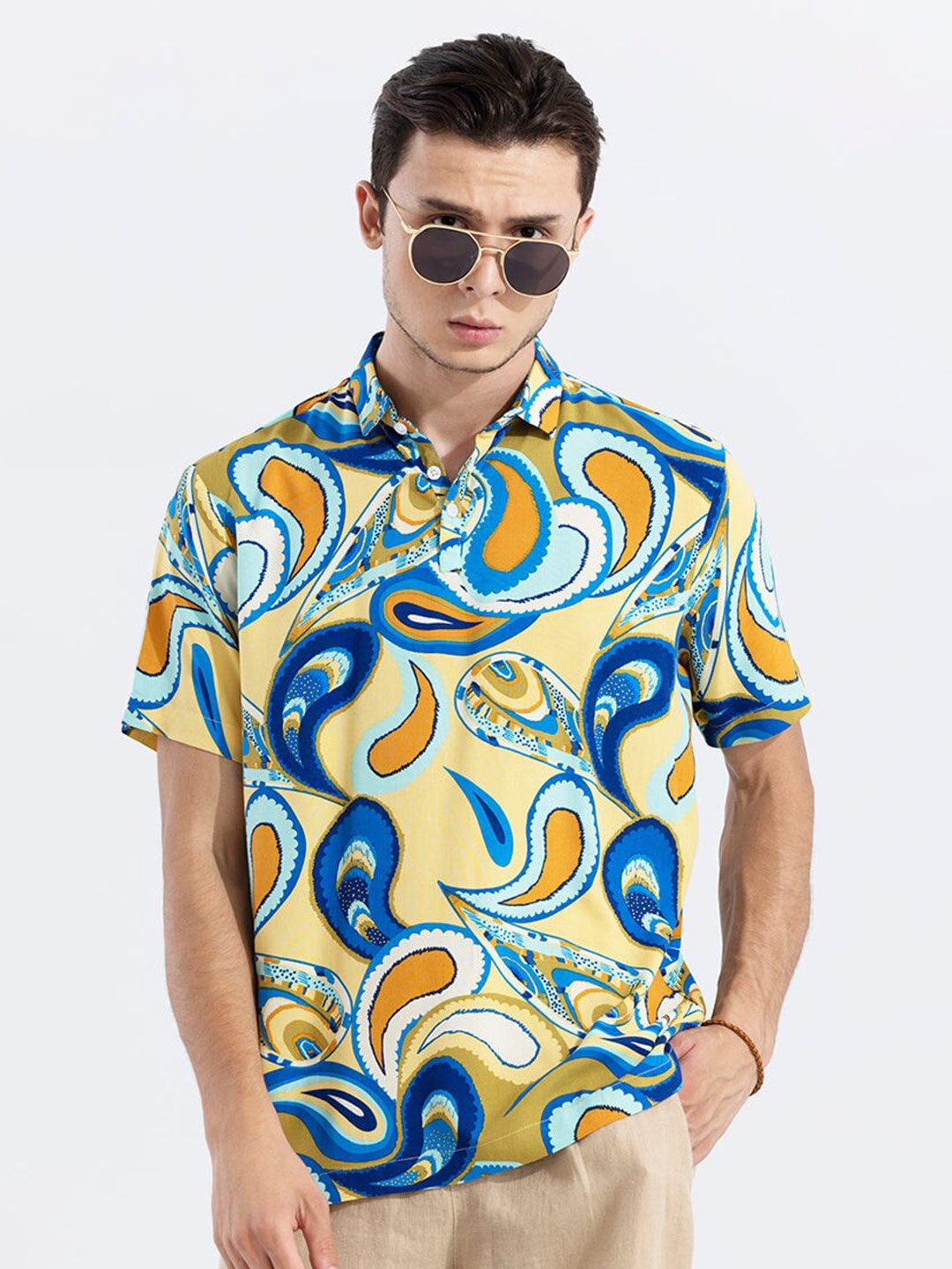 

Snitch Graphic Printed Polo Collar Regular Fit T-shirt, Yellow