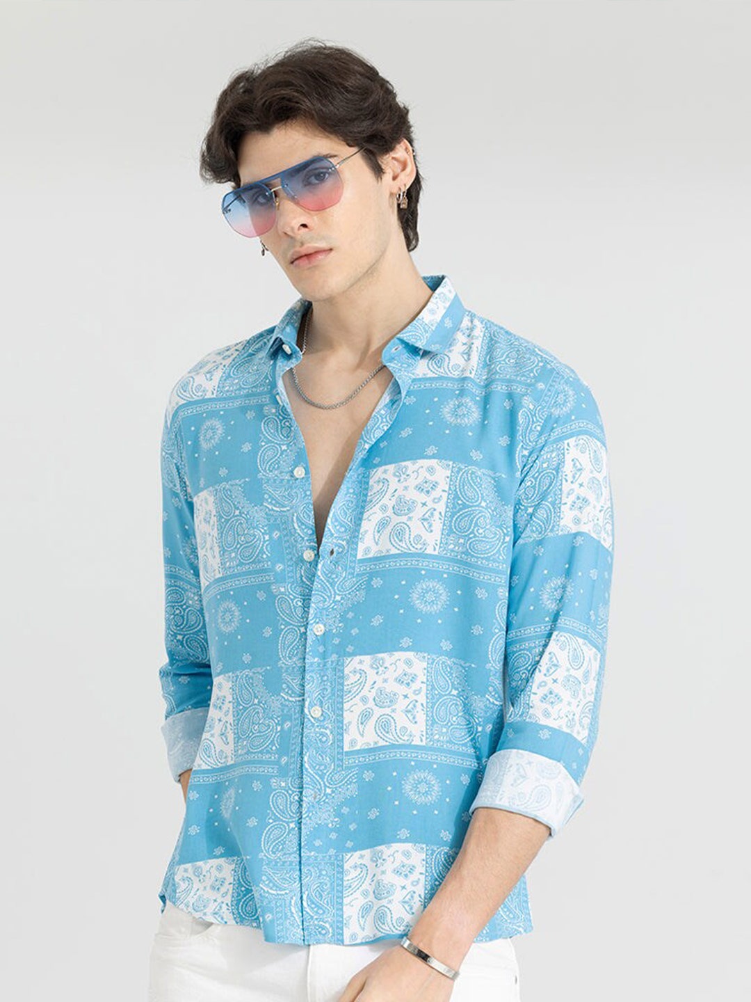 

Snitch Classic Slim Fit Ethnic Motifs Printed Casual Shirt, Blue