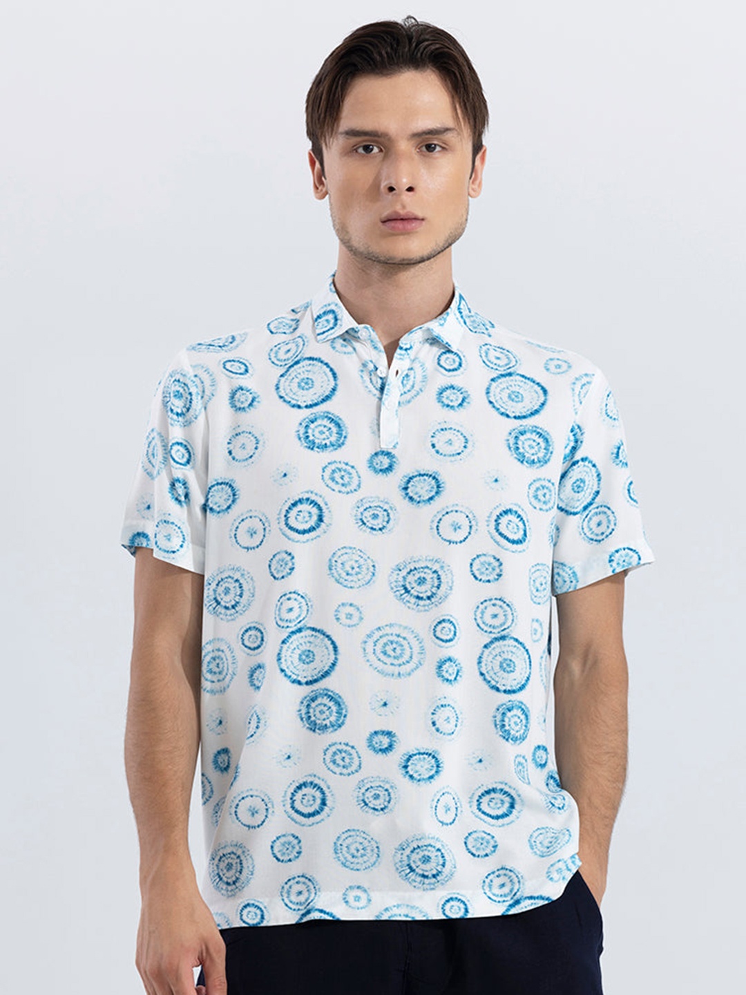 

Snitch Blue Conversational Printed Polo Collar T-shirt