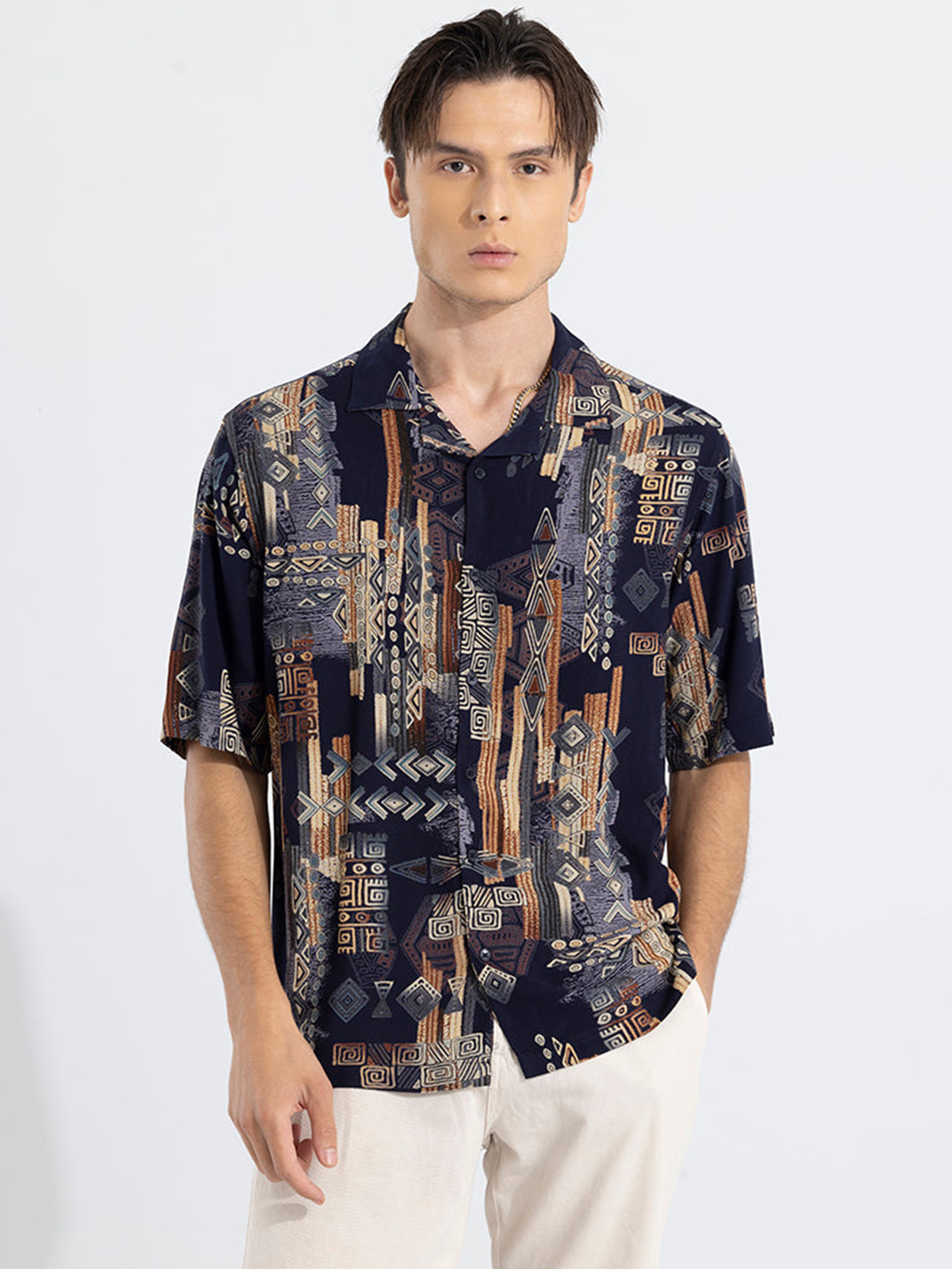 

Snitch Men Grey Classic Opaque Printed Casual Shirt
