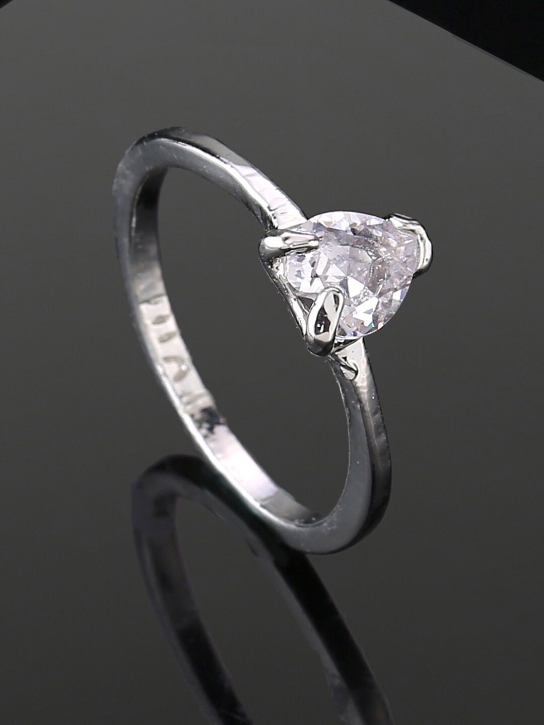 

Estele Rhodium-plated Crystal-studded Finger Ring, Silver