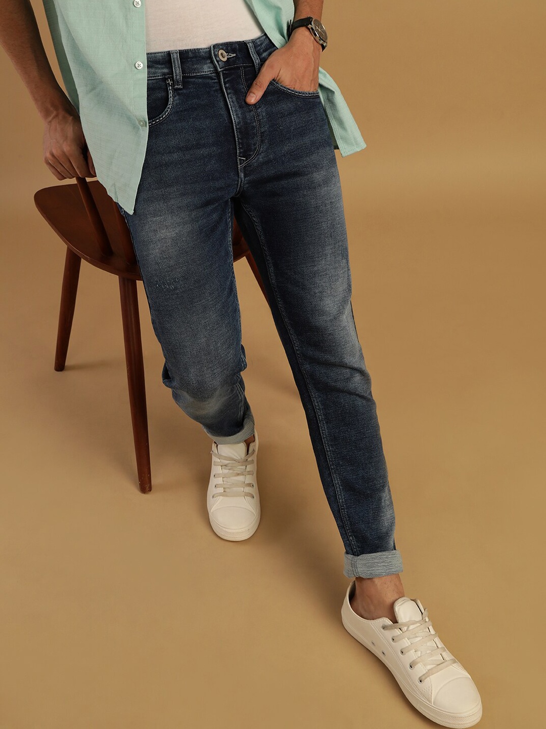 

Crocodile Men Jean Tapered Fit Clean Look Heavy Fade Stretchable Jeans, Blue