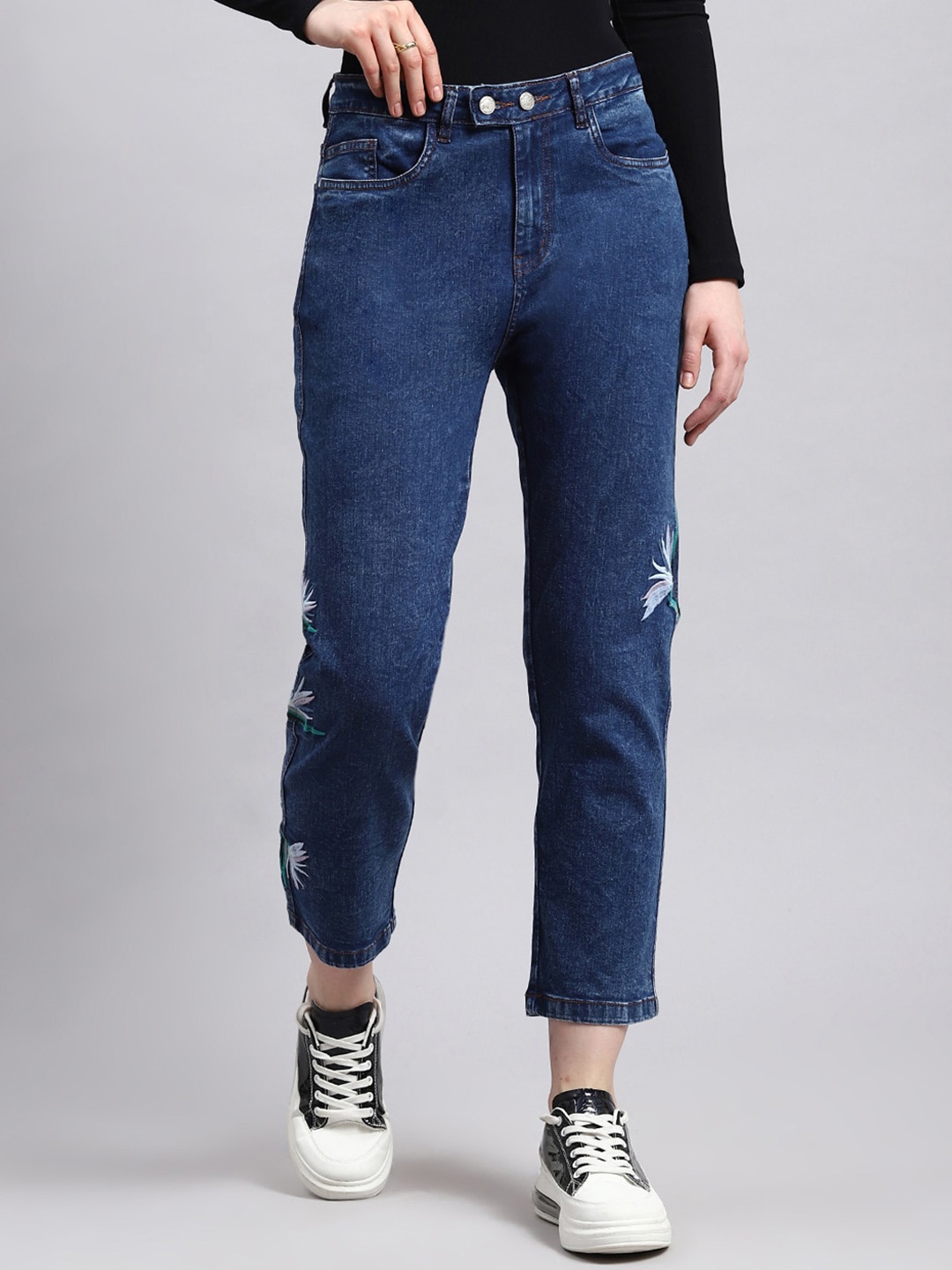

Monte Carlo Women Smart Mid-Rise Straight Fit Embroidered Jeans, Navy blue