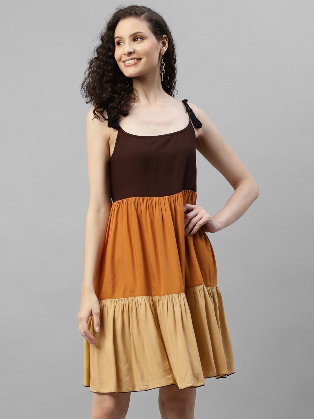 

DEEBACO Colourblocked Gathered & Pleated Tiered Fit & Flare Dress, Brown